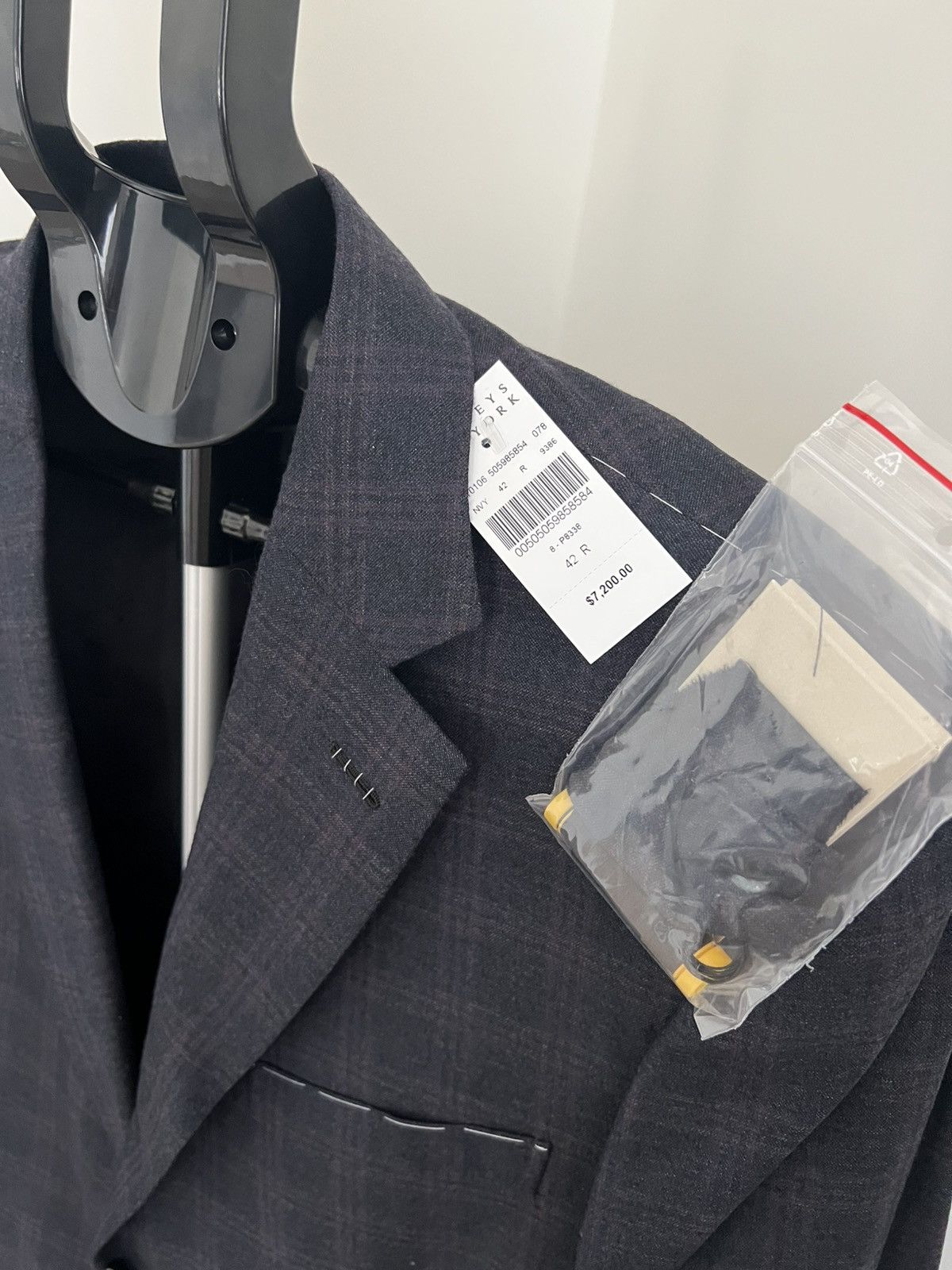 Brioni Brioni Size 42R US / 52R IT Navy Windowpane Cashmere Blazer Size 42R - 3 Thumbnail
