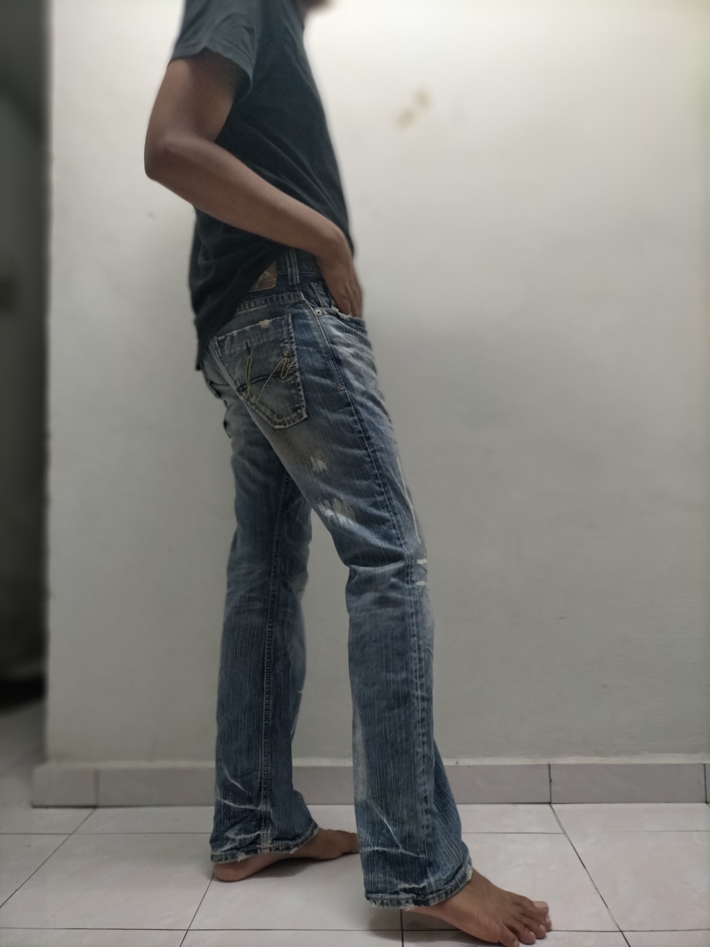 If Six Was Nine Liberto Mud Wash Flared Distressed Jeans Size US 31 - 7 Thumbnail