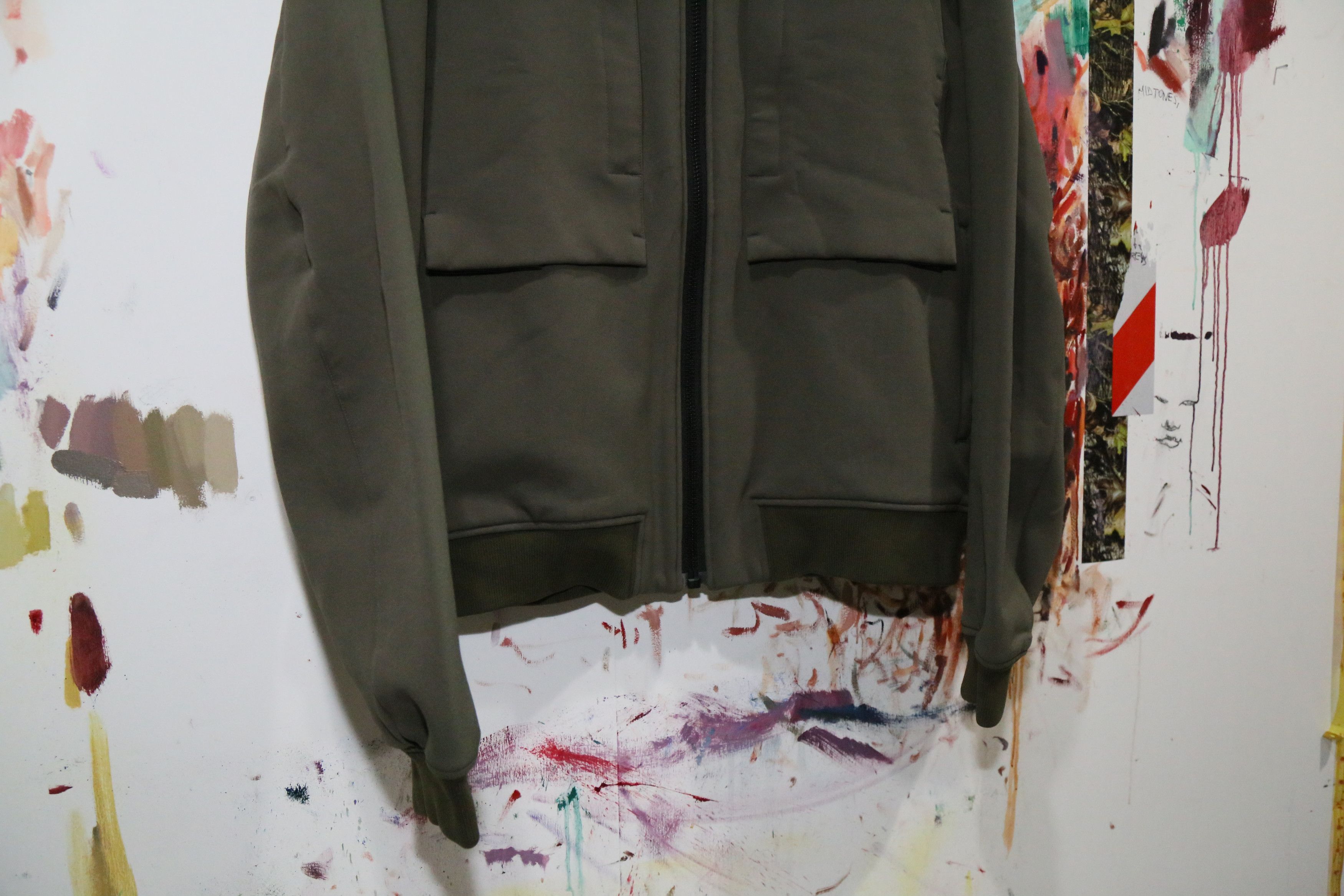 Acronym 2009 SS-J8 Size US L / EU 52-54 / 3 - 7 Thumbnail