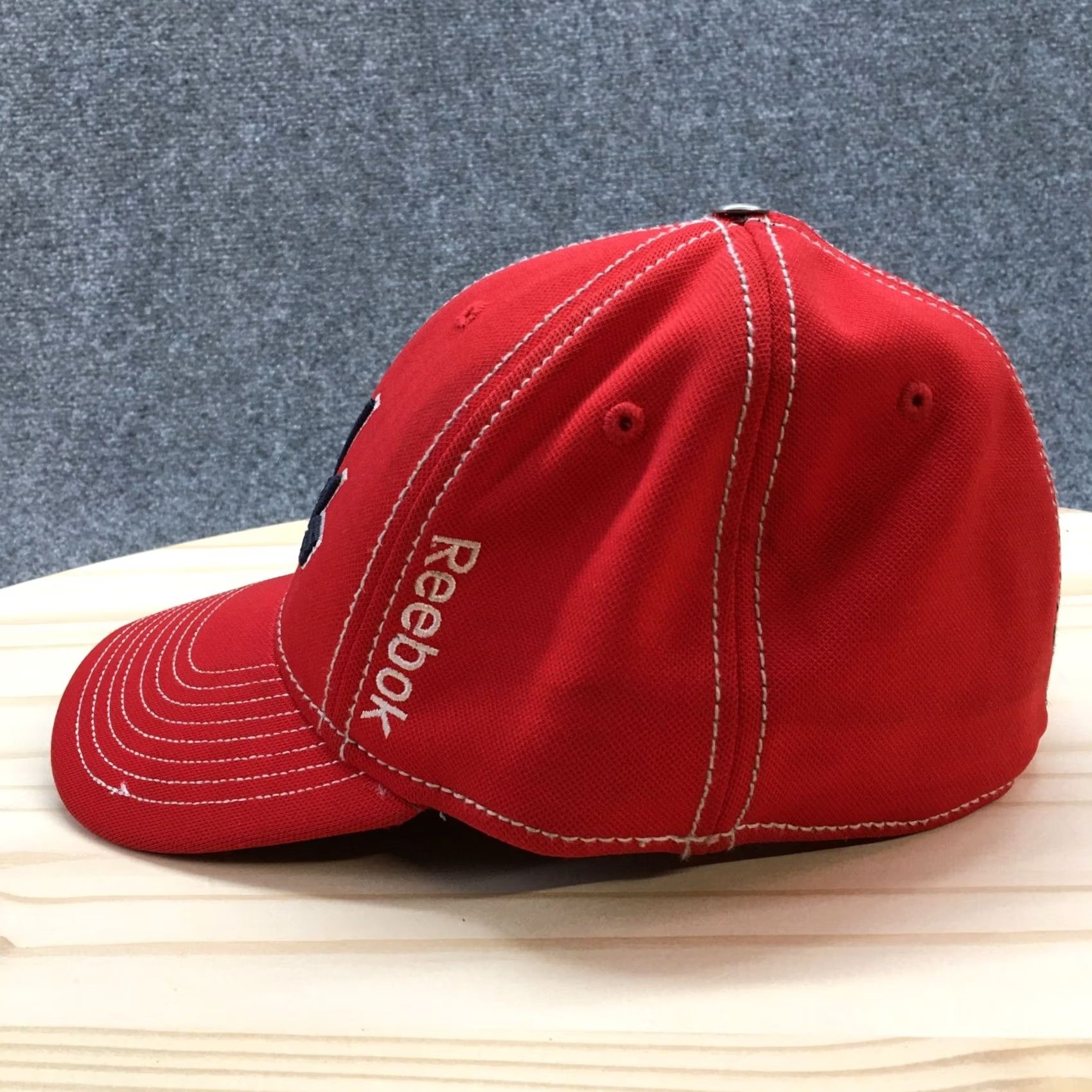 Reebok Reebok Washington Capitals NHL Baseball Cap Hat Mens Red S-M Fitted Curved Brim Size ONE SIZE - 7 Thumbnail