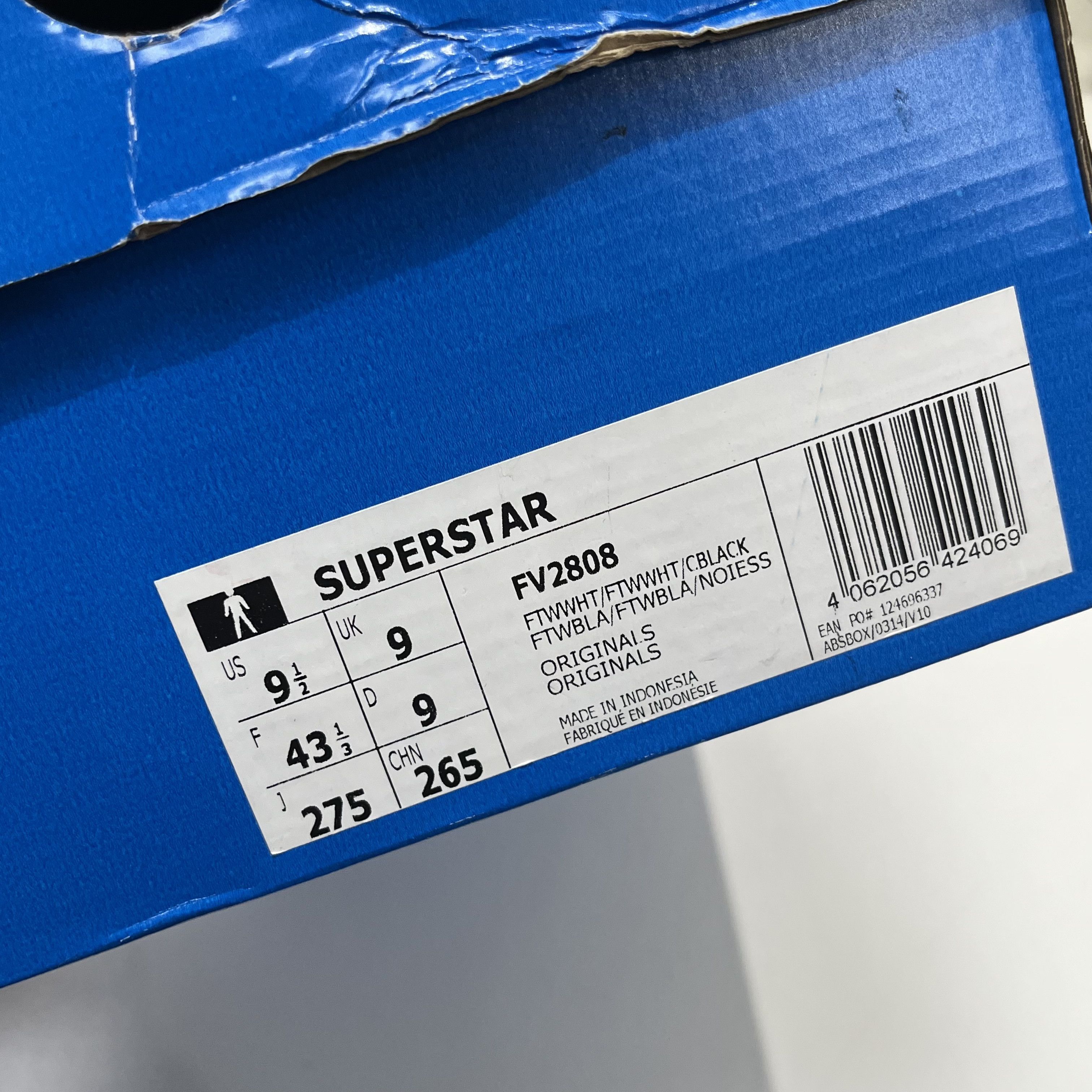 Adidas Adidas Superstar White/Black Size US 9.5 / EU 42-43 - 8 Thumbnail