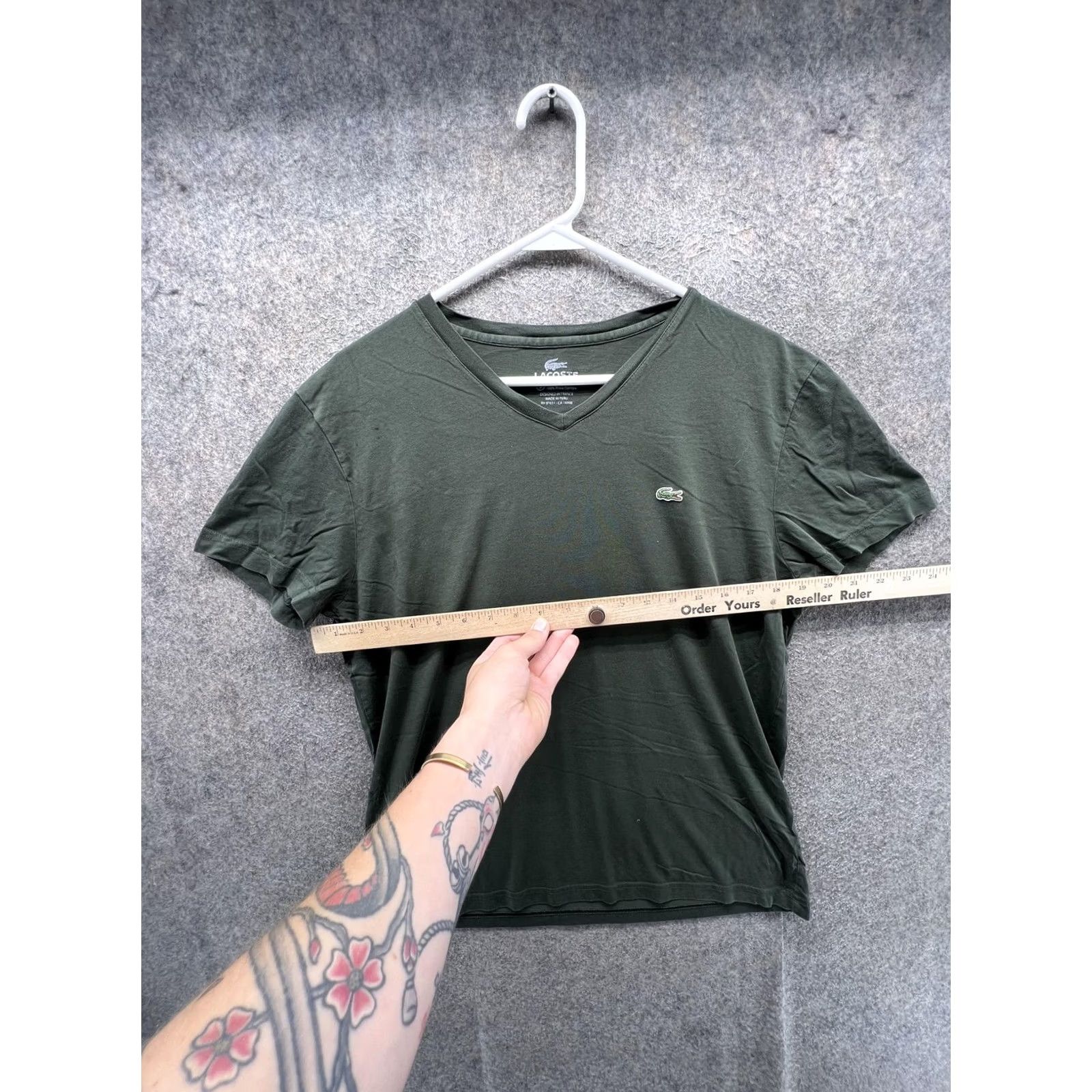 Lacoste Lacoste Mens Shirt Green Pima Cotton V Neck Logo Tee Tagless Size US L / EU 52-54 / 3 - 4 Thumbnail