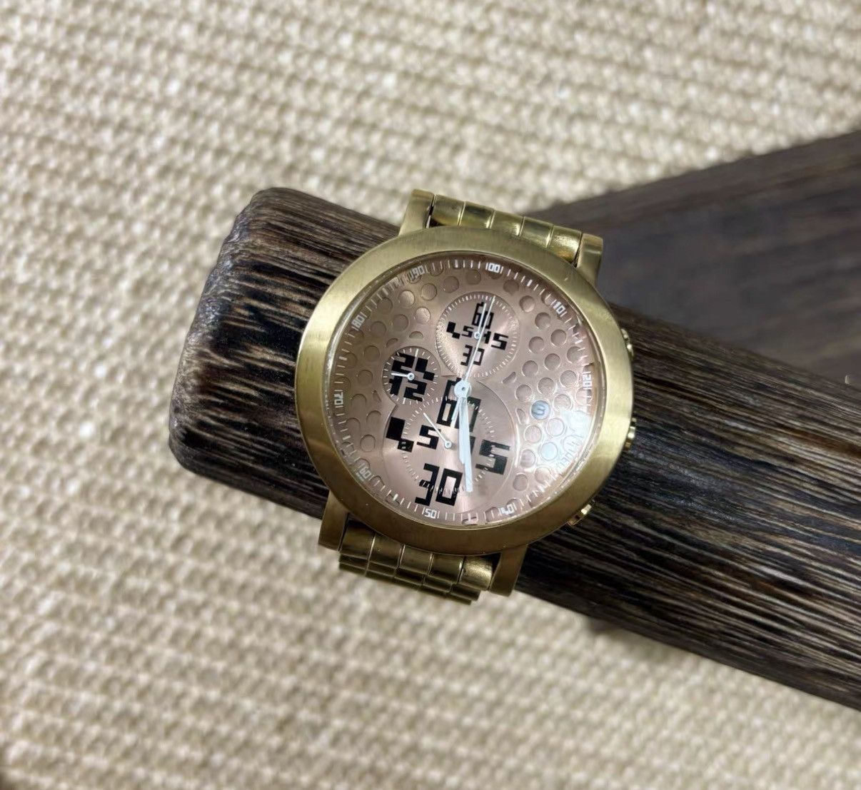 Jean Paul Gaultier Jean Paul Gaultier Engraved Arabic Gold Watch J29 Size ONE SIZE - 2 Thumbnail