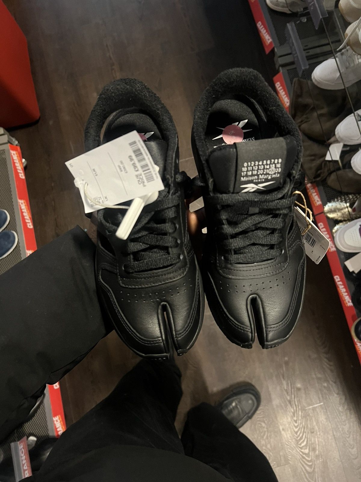 Maison Margiela × Reebok Maison Margiela X Reebok Tabi Cut-Out Sneakers Size US 5 / EU 37 - 5 Thumbnail