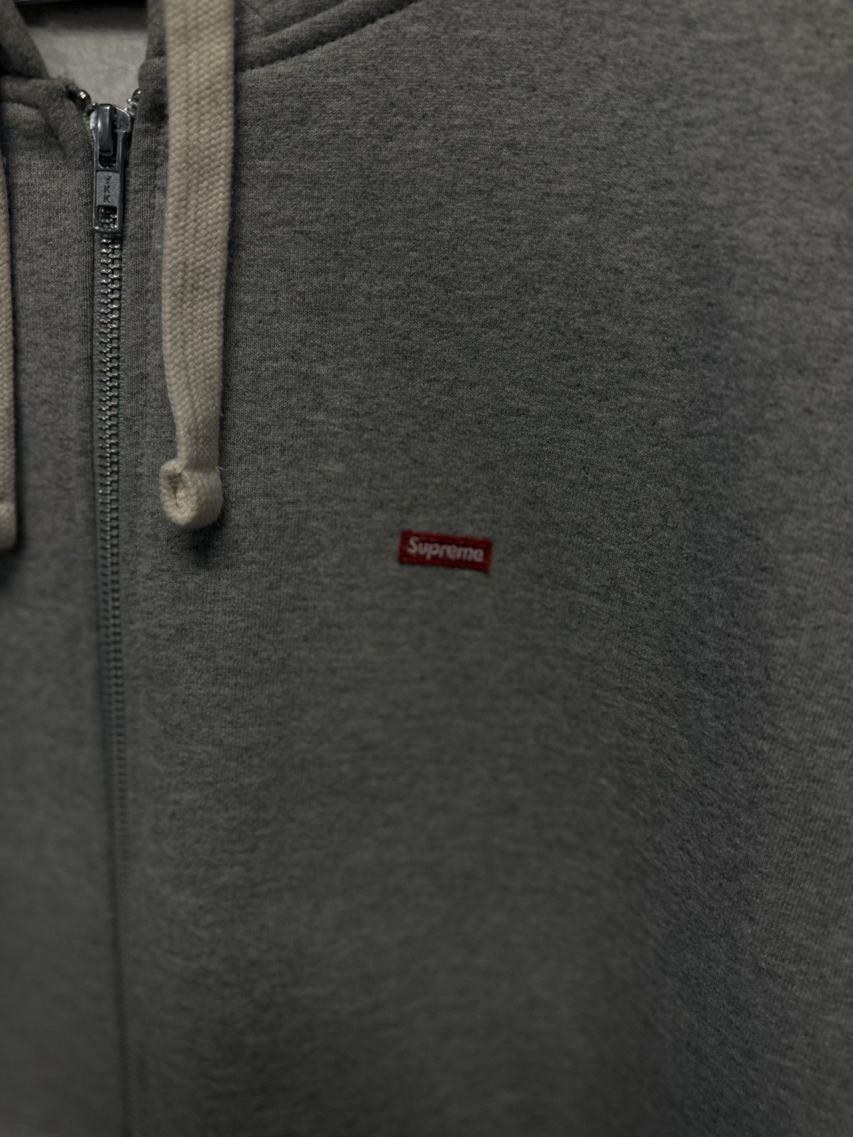 Supreme Supreme Small Box Logo Zip Up Hoodie Gray XL Tried On Size US XL / EU 56 / 4 - 8 Thumbnail