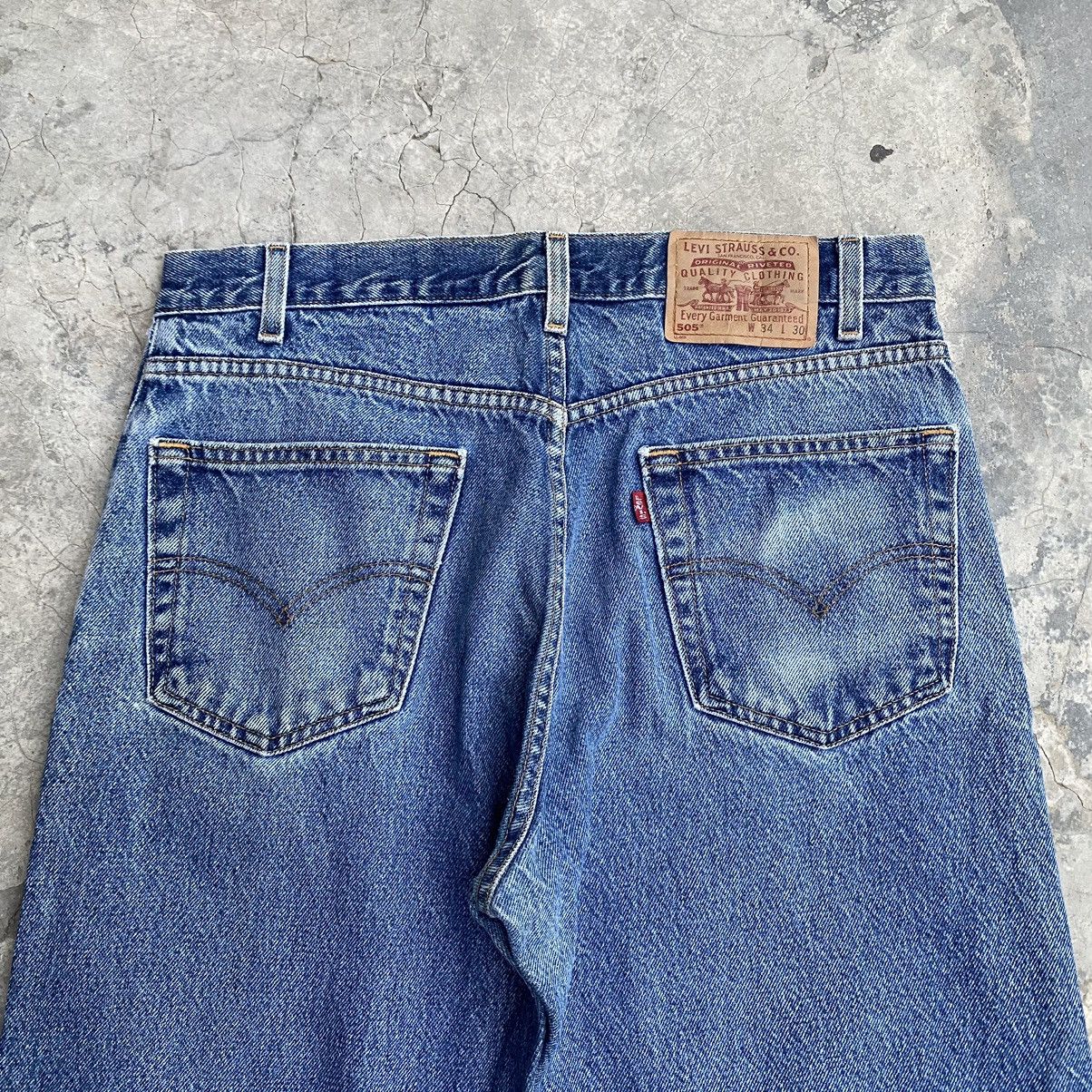 Levi's Vintage Clothing 2001 Levis Lot 505 distressed jeans LV001 Size US 34 / EU 50 - 4 Thumbnail