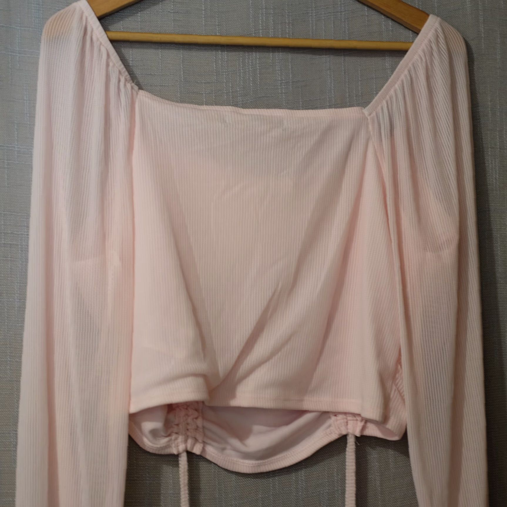 Almost Famous NWT! Almost Famous Cropped Top Pink Ruched Womens XXL Shirt Top Cropped Pink Ruched Balloon Sleeve Square Neck Size XXL / US 16-18 / IT 52-54 - 6 Thumbnail