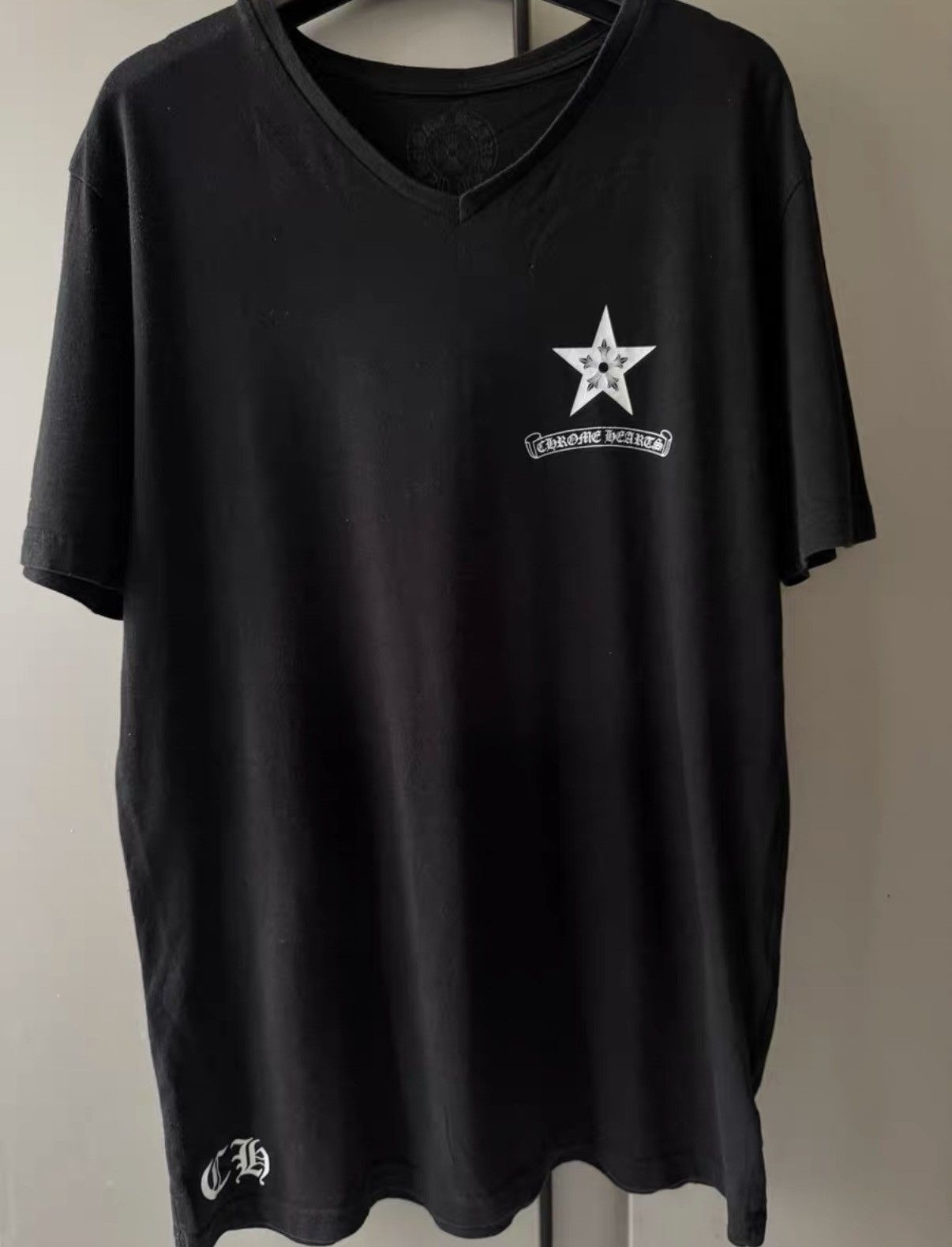 Chrome Hearts Chrome Hearts V-Neck Pentagram Star & Sanskrit Black Short Size US L / EU 52-54 / 3 - 2 Thumbnail