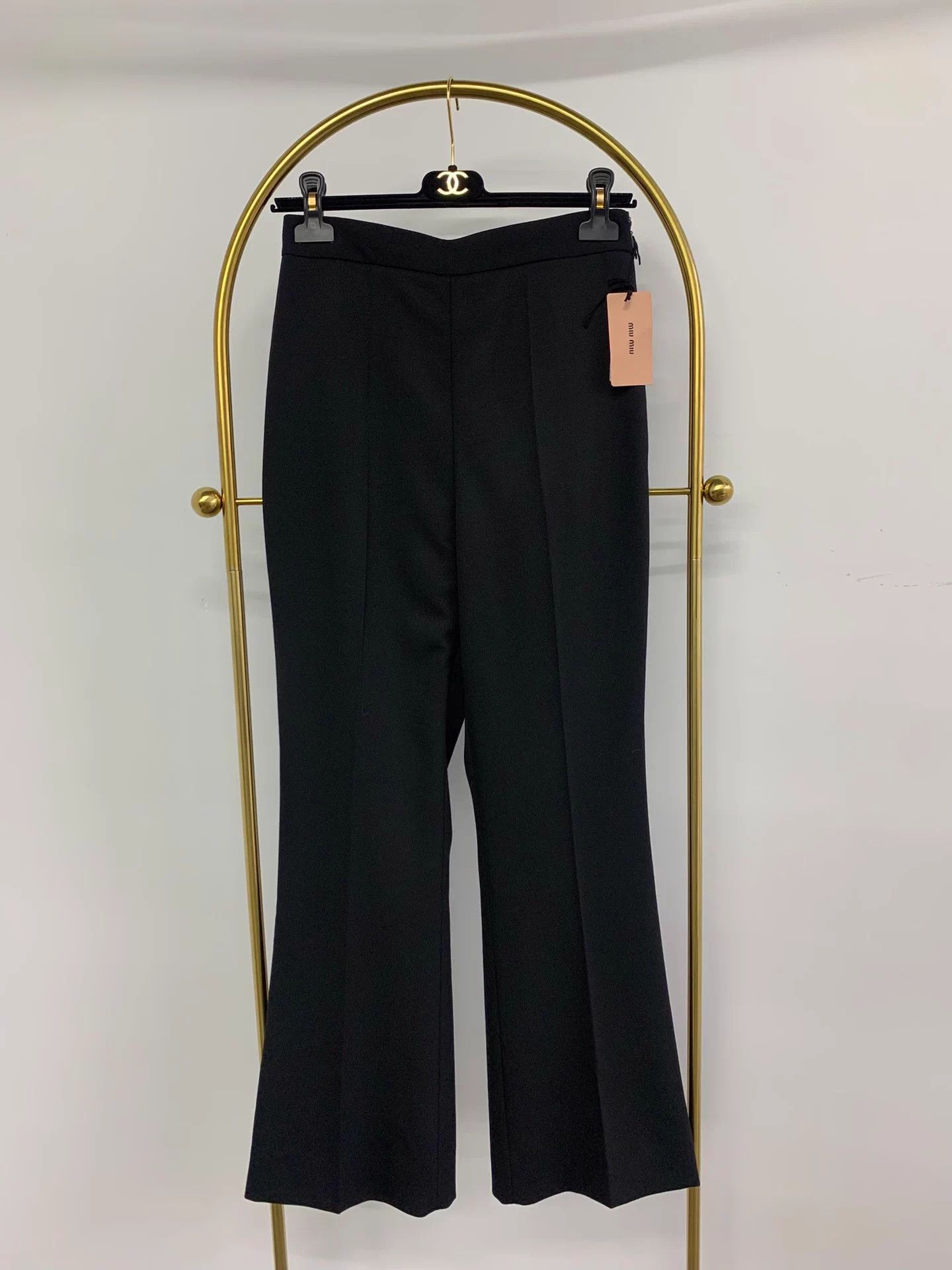 Miu Miu MIU MIU Black Bow Wide-Leg Pants Size 40 Size 27" / US 4 / IT 40 - 1 Thumbnail