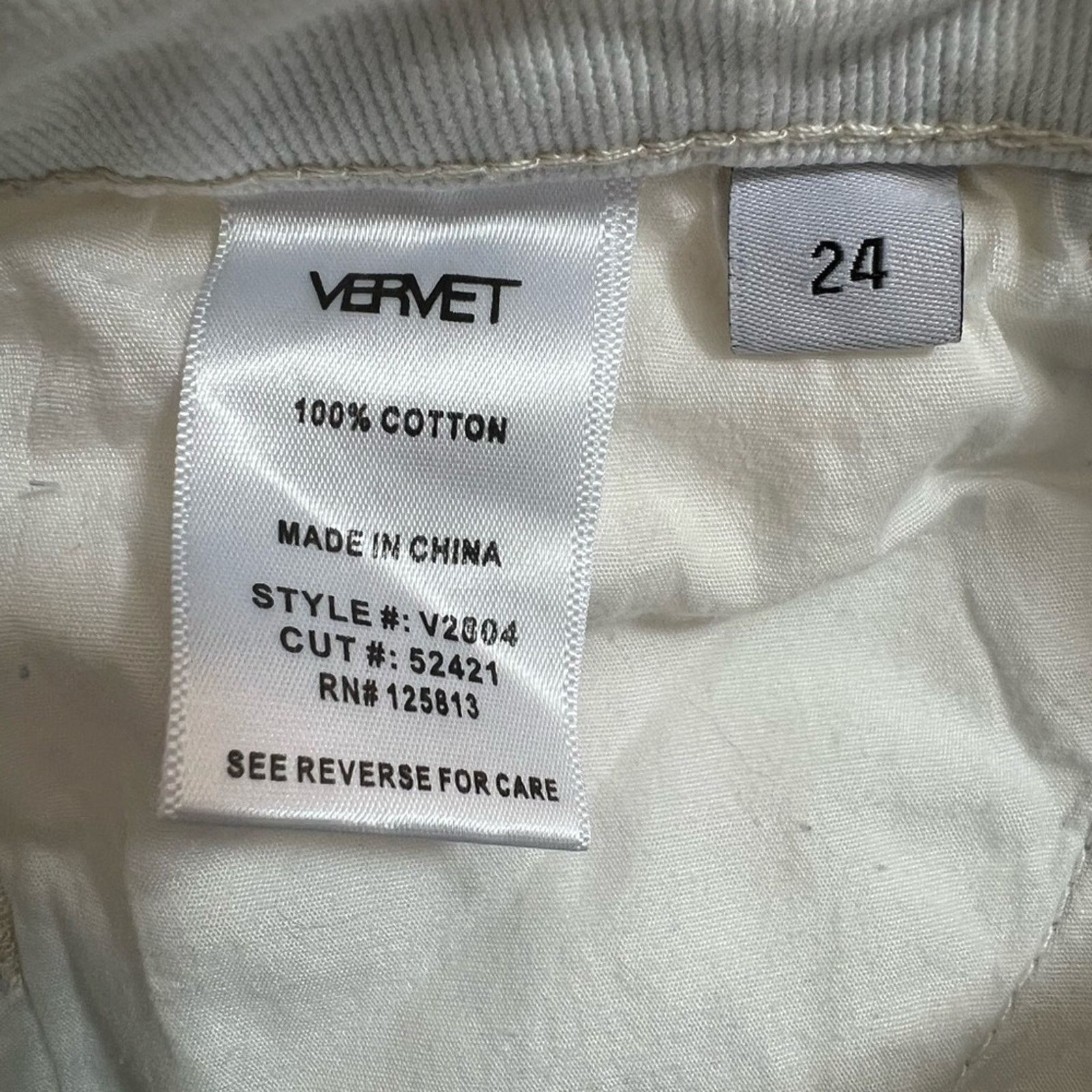 Velvet Vervet Steady Heart Split Two Tone Mom Jeans V2804 Size 24 Size 42" / US 20 - 9 Thumbnail