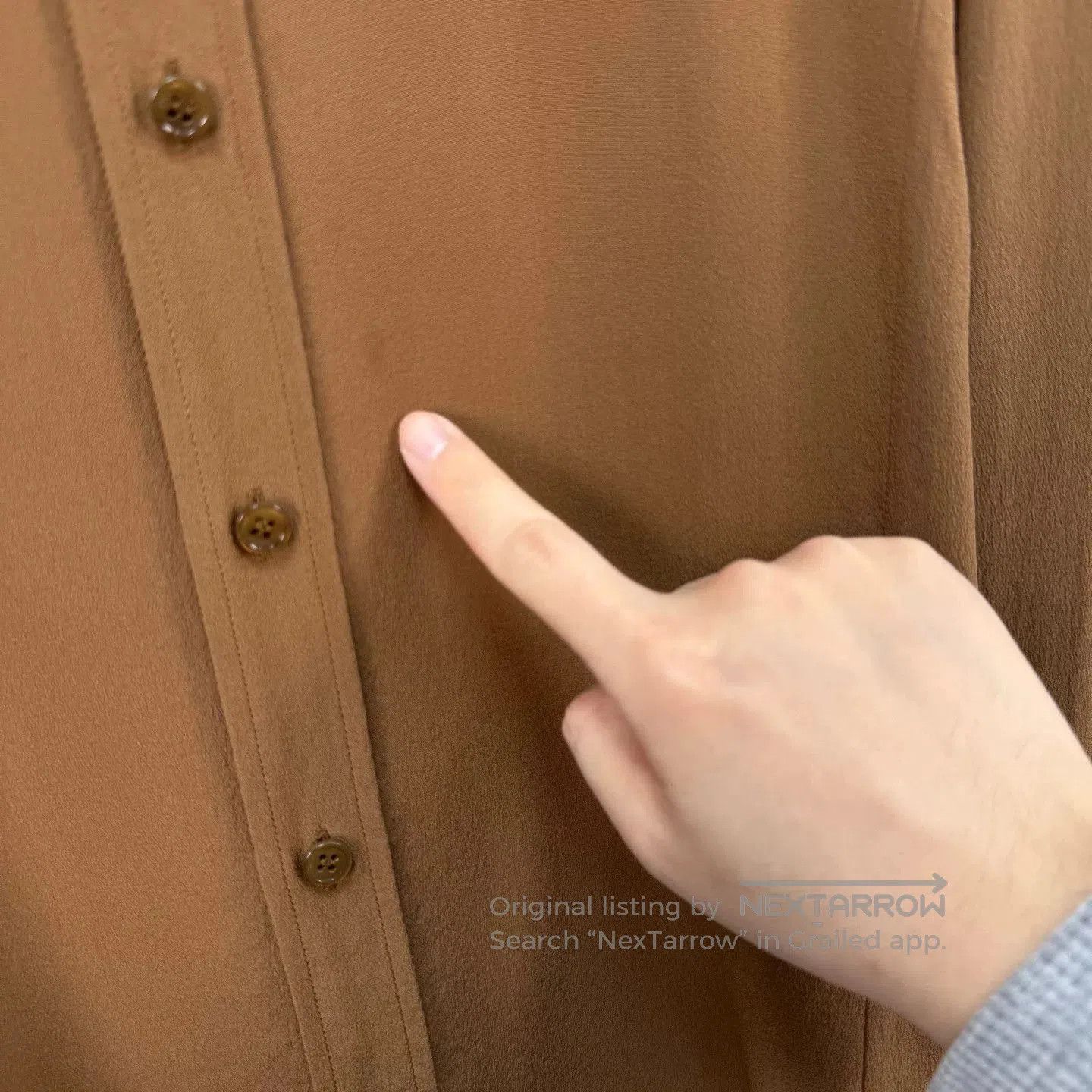 Saint Laurent Paris brown silk shirt with cuff details. Size S / US 4 / IT 40 - 5 Thumbnail