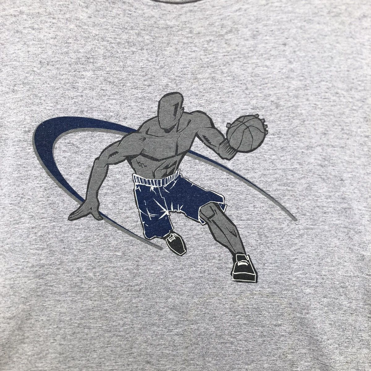 Japanese Brand Vintage And1 Basketball Clothings Sleeveless T-shirt | L Size US L / EU 52-54 / 3 - 3 Thumbnail