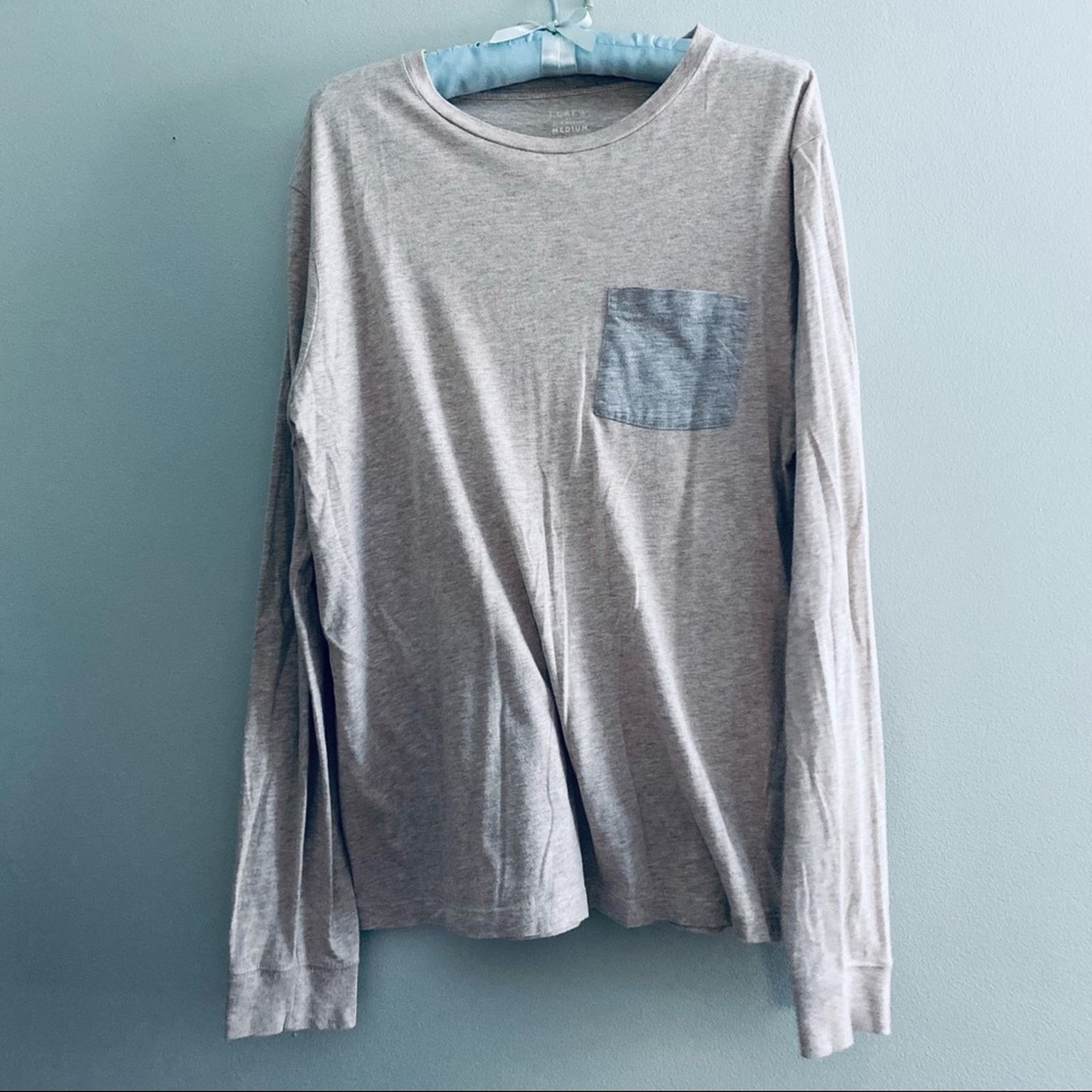 J.Crew J Crew beige long sleeve slim fit tee Size US M / EU 48-50 / 2 - 2 Thumbnail