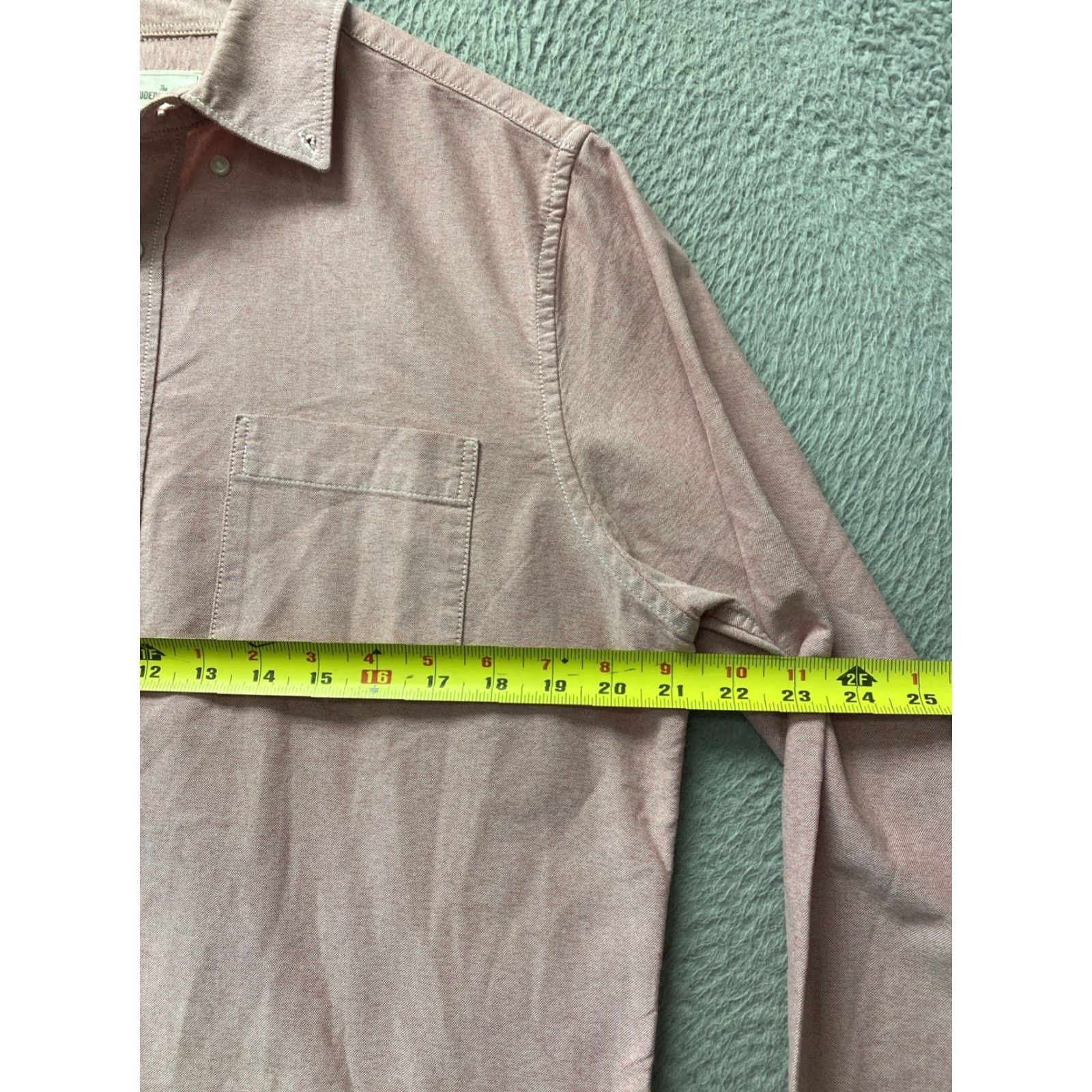 Gap VINTAGE Gap Pink Men’s Button-Down Shirt Slim Fit Adult Medium Long Sleeve 146-31 Mens Size US M / EU 48-50 / 2 - 6 Thumbnail