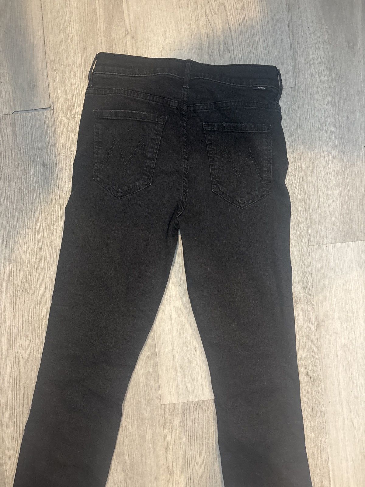 MOTHER MOTHER Insider Crop Step Fray Jean Black “Not Guilty”Size 28 Size 28" / US 6 / IT 42 - 7 Thumbnail