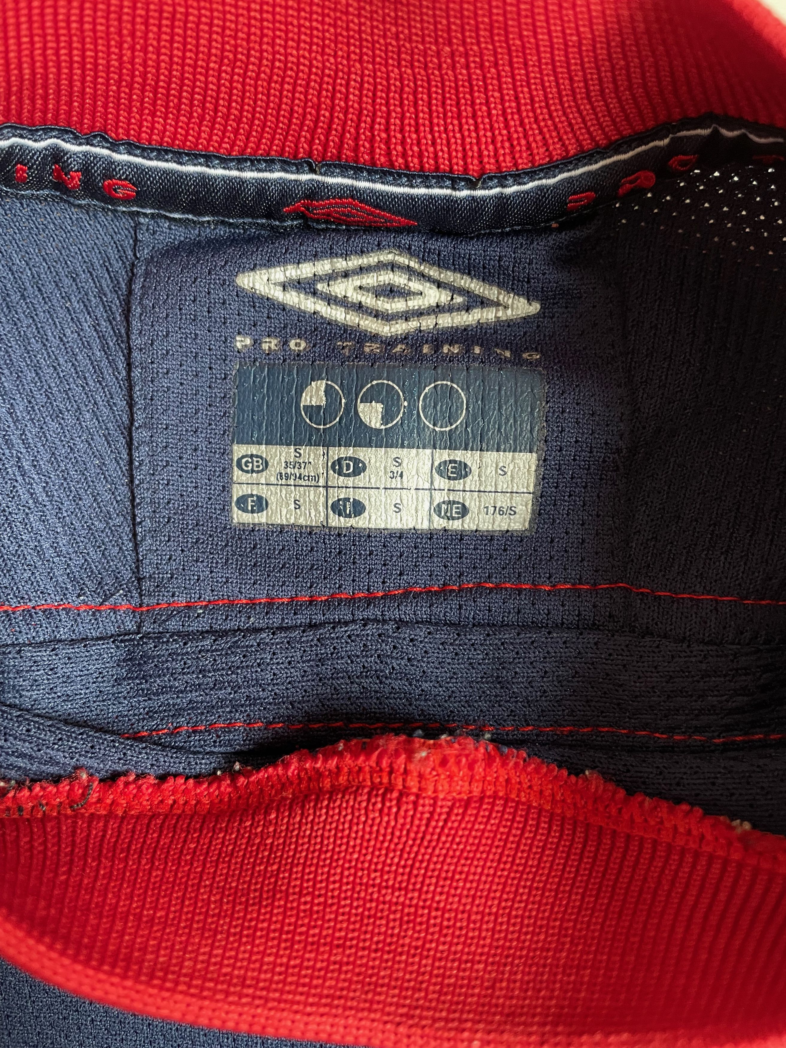 Umbro England Shirt 2002 - Training Jersey Size US S / EU 44-46 / 1 - 5 Thumbnail