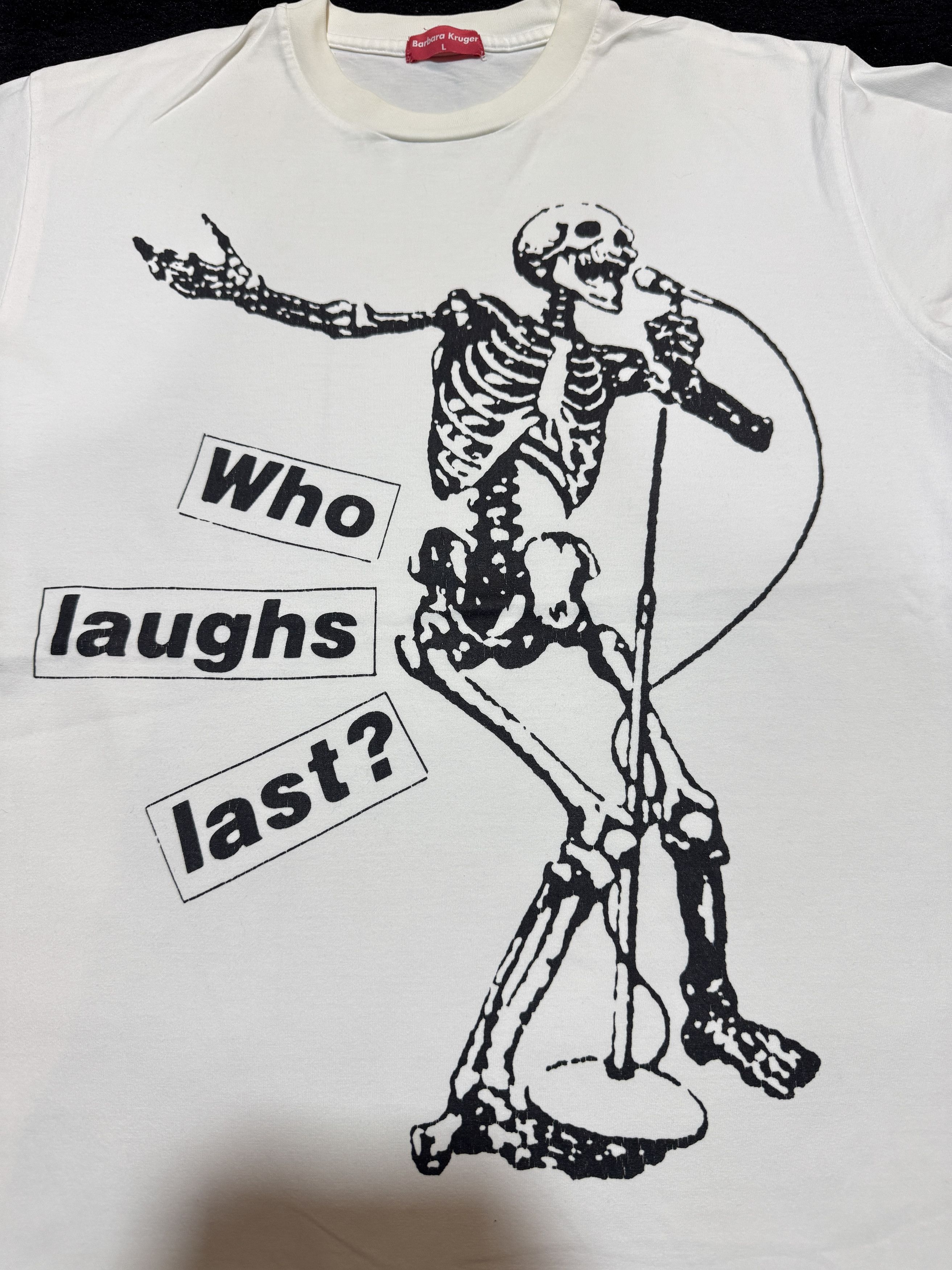 Barbara Kruger Vintage Barbara Kruger Uniqlo Who Laughs Last? Riot T shirt Size US L / EU 52-54 / 3 - 2 Thumbnail