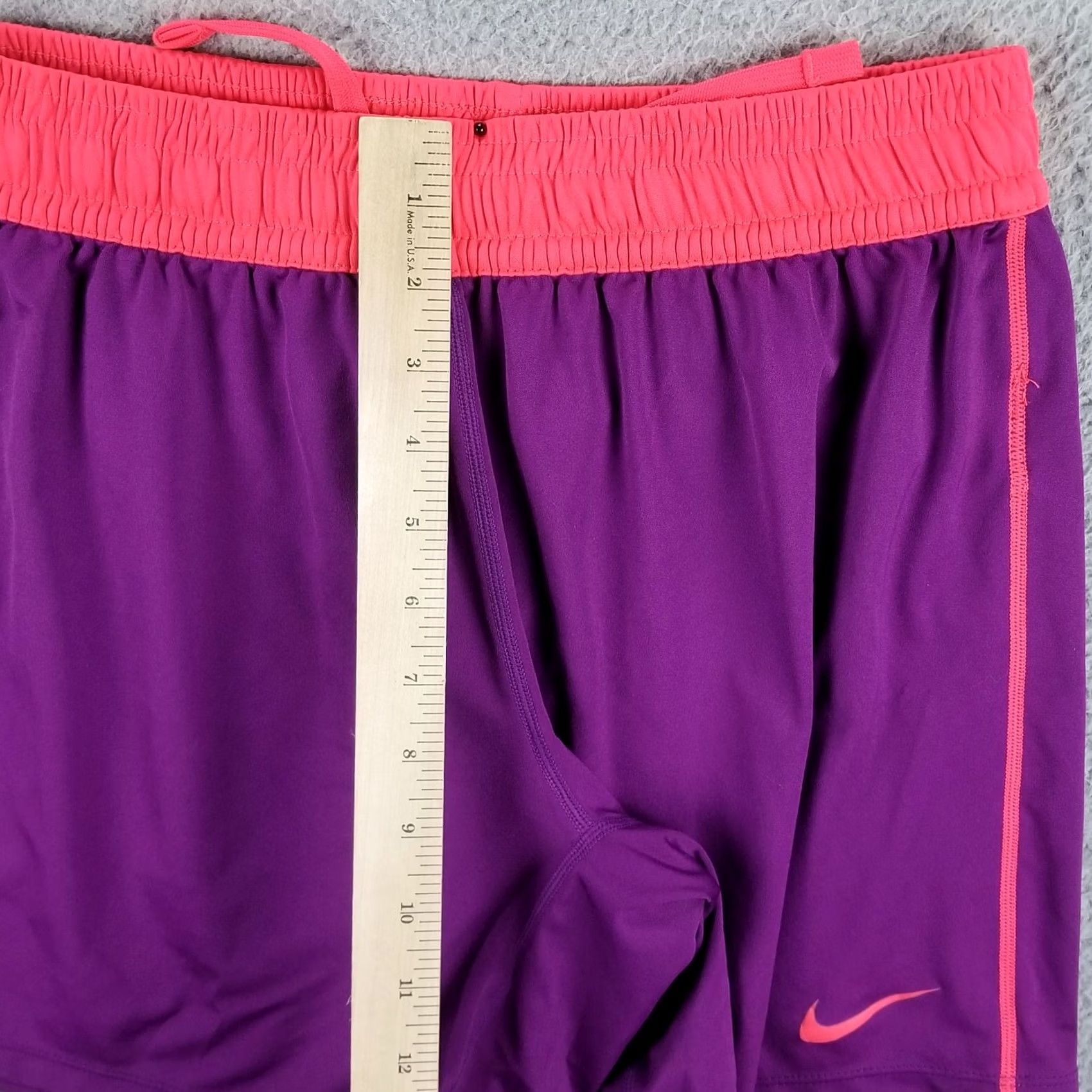 Nike Nike Dri-Fit Women's Shorts Small Purple Running Workout Activewear Size 28" / US 6 / IT 42 - 5 Thumbnail