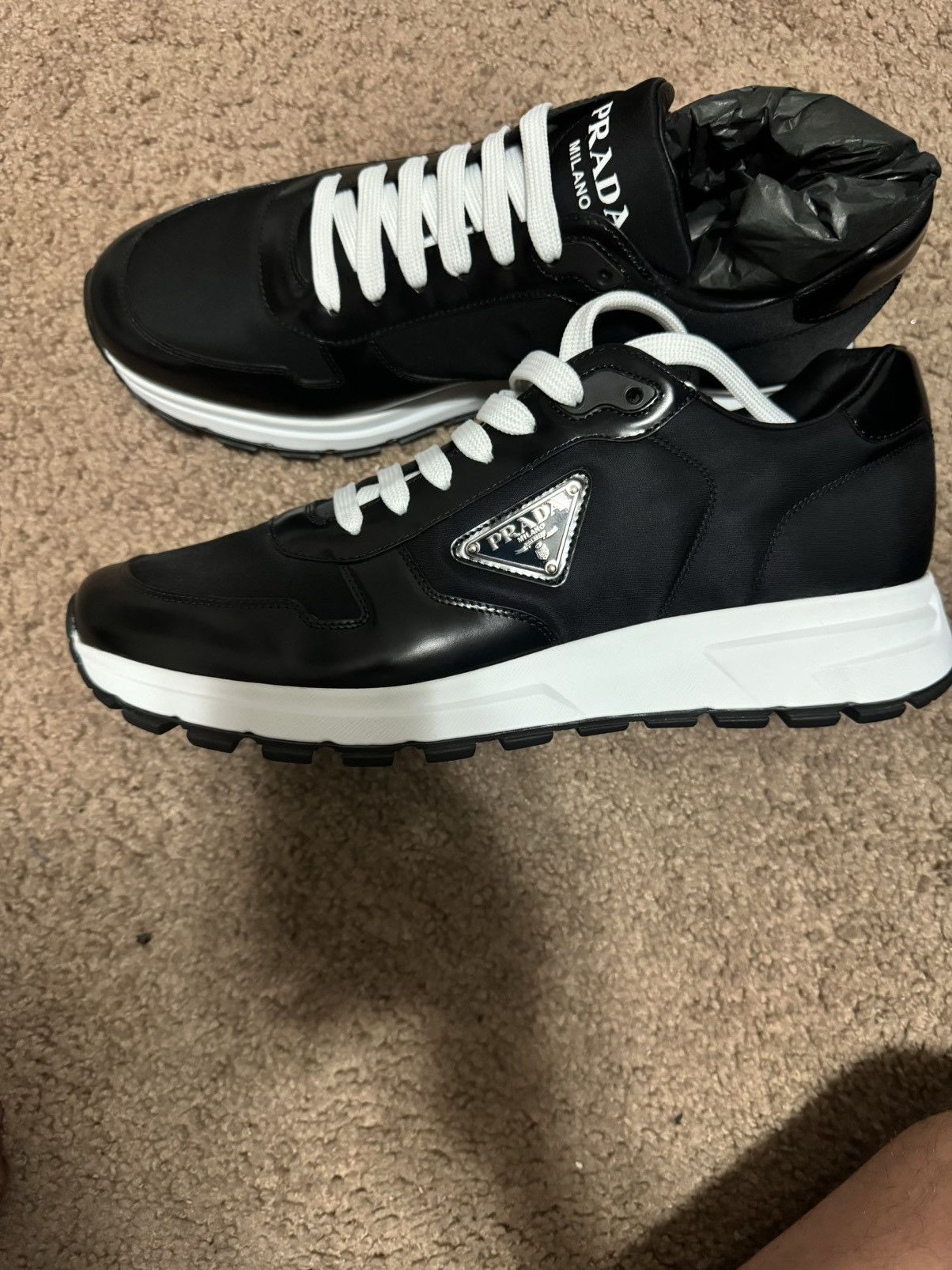 Prada Prada Men's Prax Triangle Logo Nylon Low-Top Sneakers Size US 11 / EU 44 - 12 Thumbnail