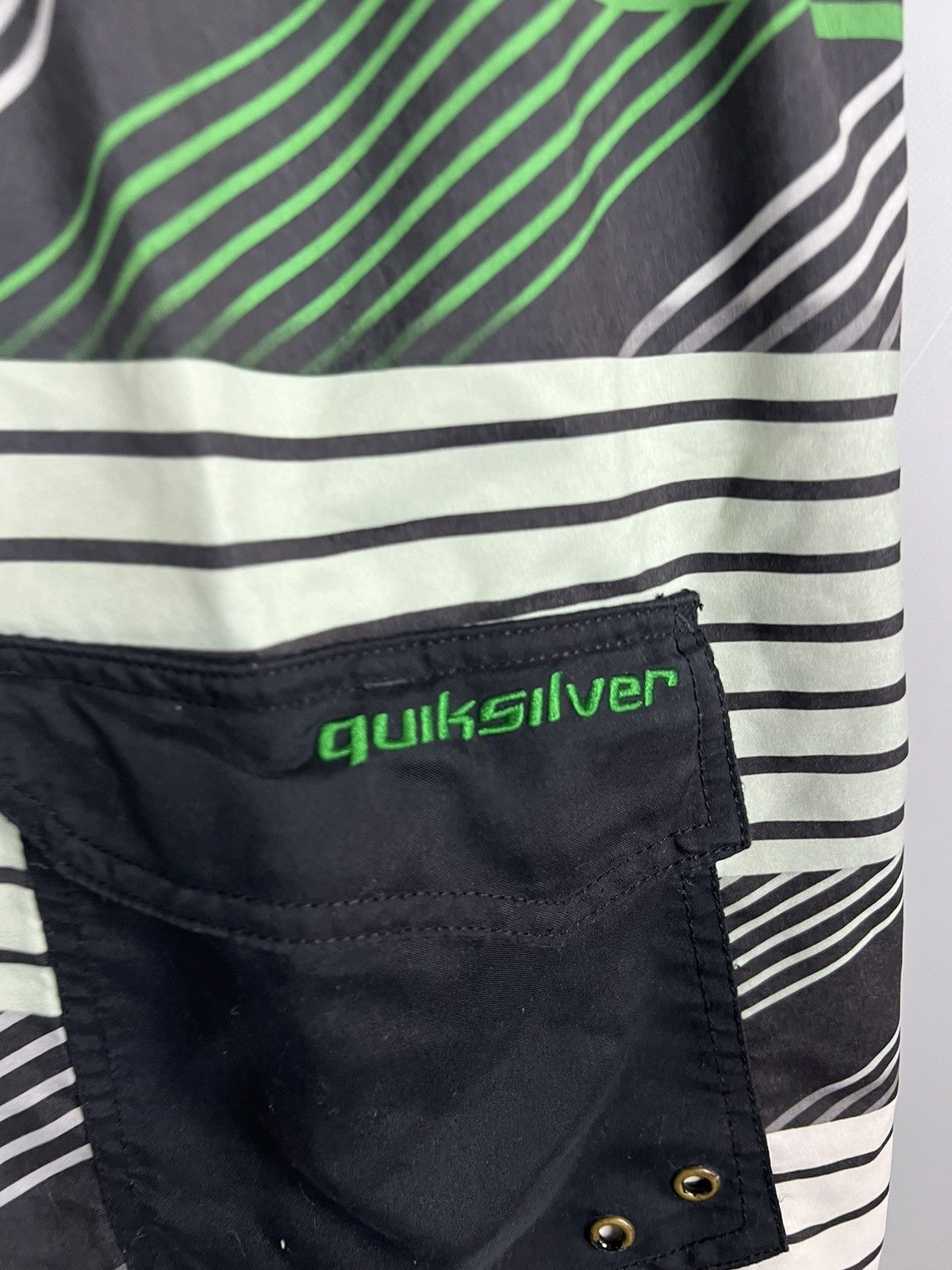 Designer × Quicksilver × Vintage (L) Quiksilver men's summer shorts Size US 33 - 7 Thumbnail
