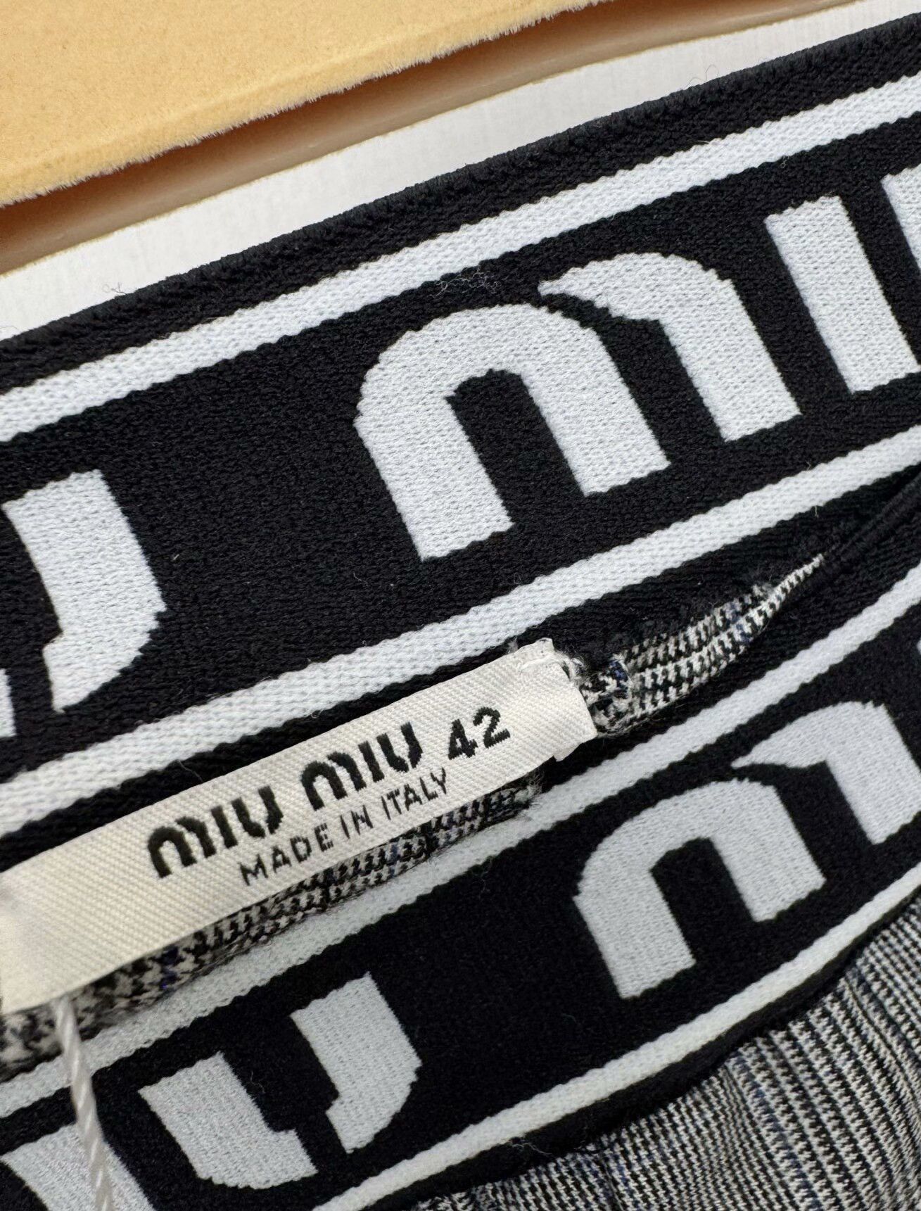 Miu Miu Miumiu casual pants Size 42" / US 20 - 4 Thumbnail