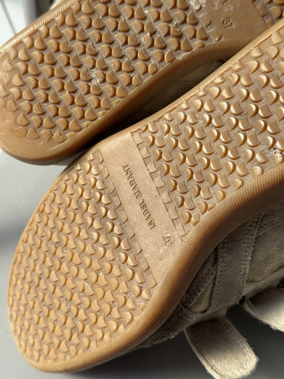 Isabel Marant Authentic Isabel Marant Etoile Bekett sneakers Suede Wedge Size US 7 / IT 37 - 21 Thumbnail