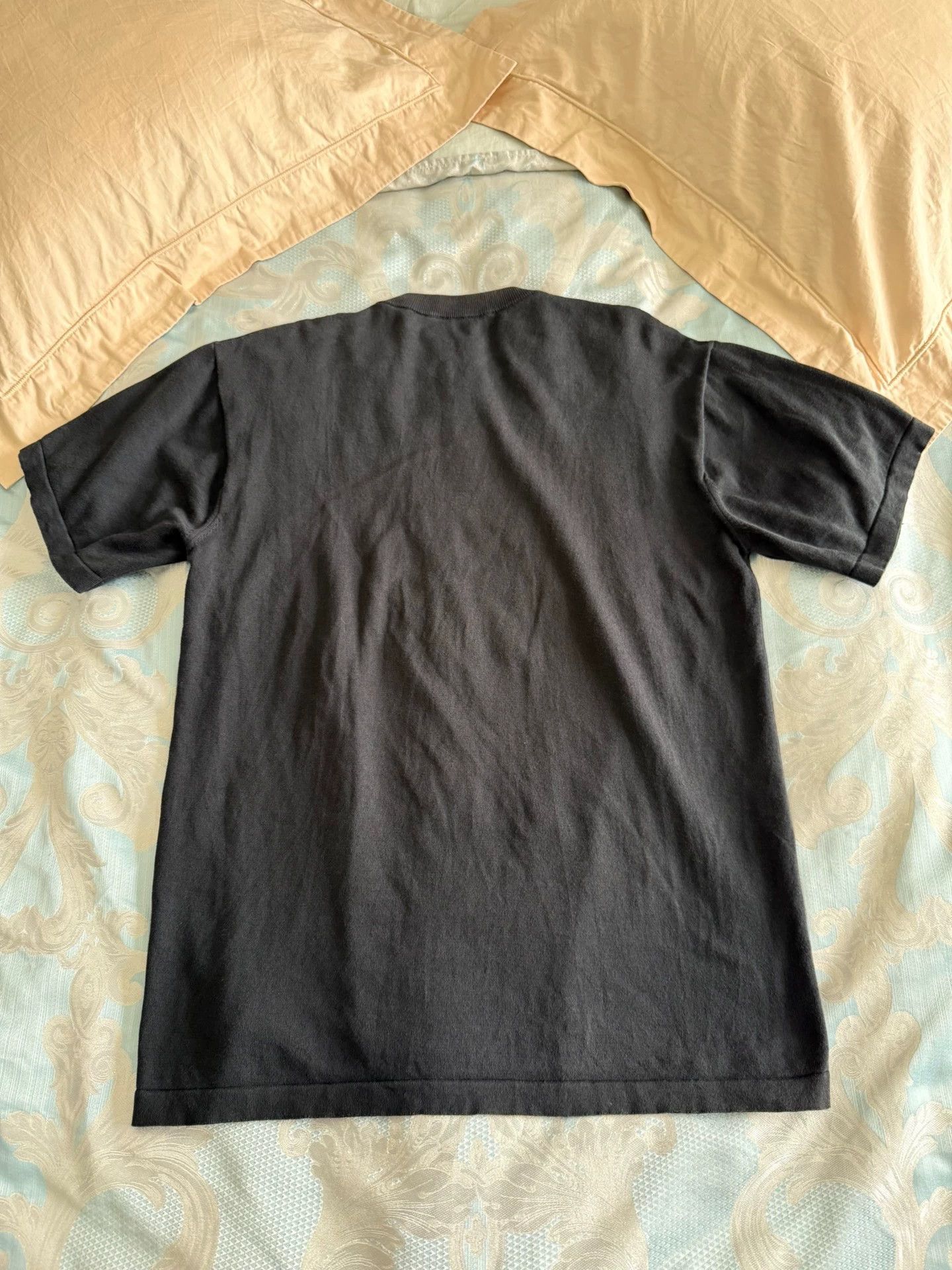 Louis Vuitton LV Short-Sleeve Knit T-Shirt L w/ LV Logo & Graphic Size US L / EU 52-54 / 3 - 2 Thumbnail