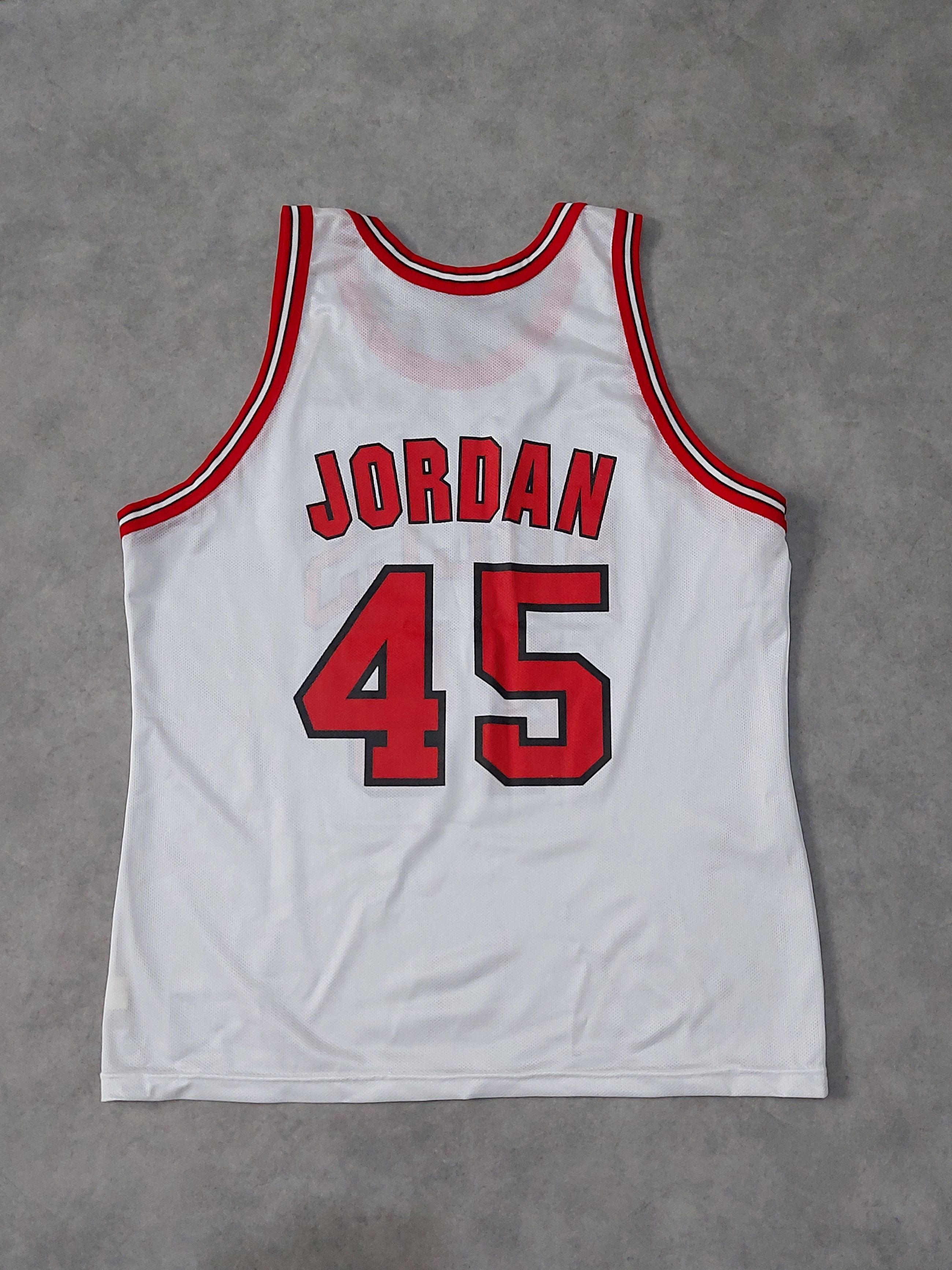 Champion × NBA × Vintage Vintage Chicago Bulls Michael Jordan NBA Jersey ,size 48 Size US L / EU 52-54 / 3 - 5 Thumbnail