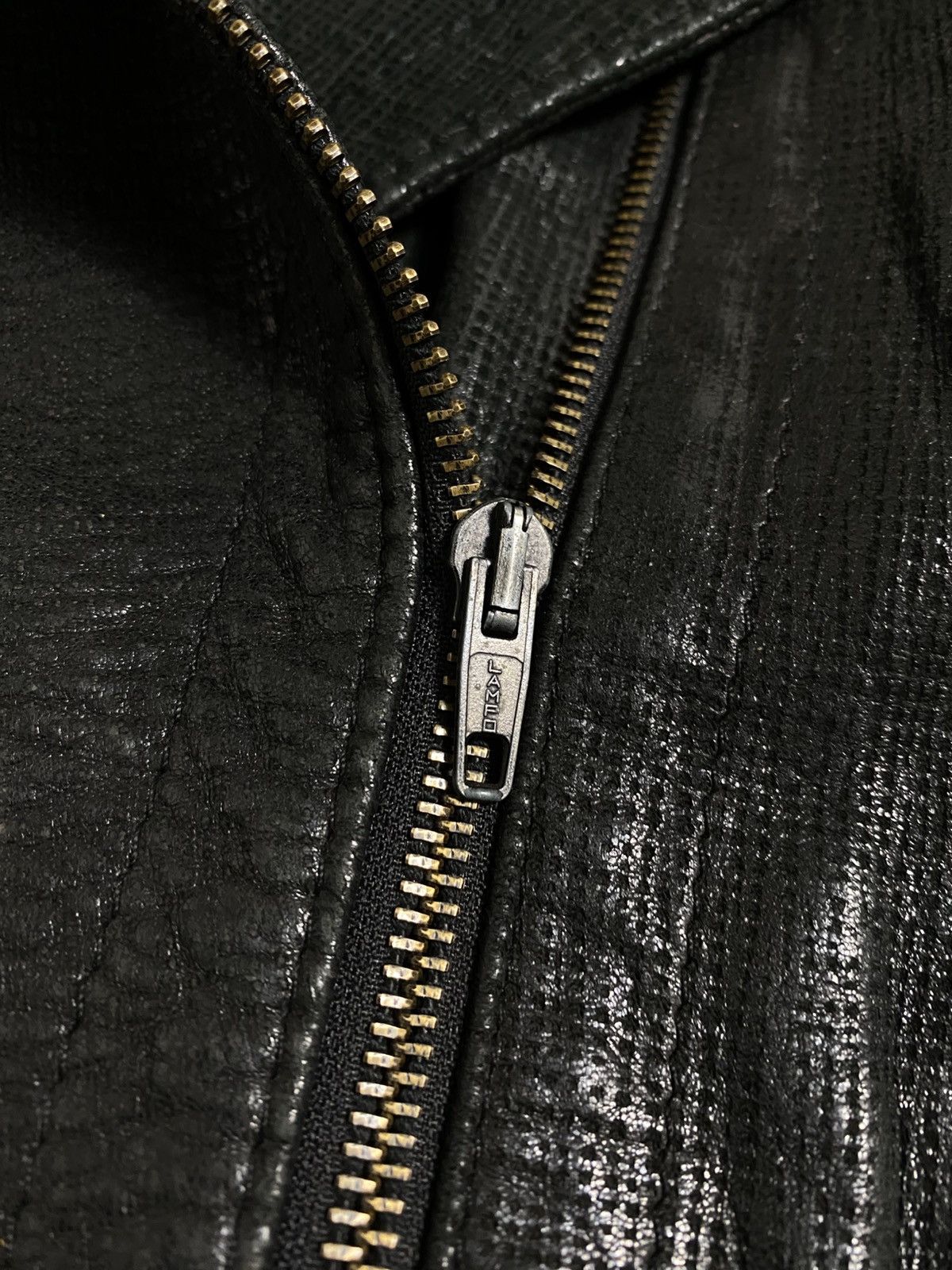 Vintage Italian Designer Vintage Black Textured Leather Moto Jacket Size M / US 6-8 / IT 42-44 - 2 Thumbnail