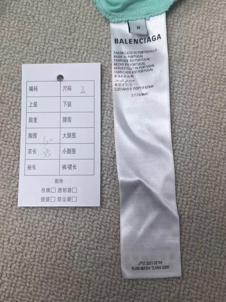 Balenciaga Balenciaga Distressed Solid Plain Crew Neck Short Sleeve T Size US M / EU 48-50 / 2 - 5 Thumbnail