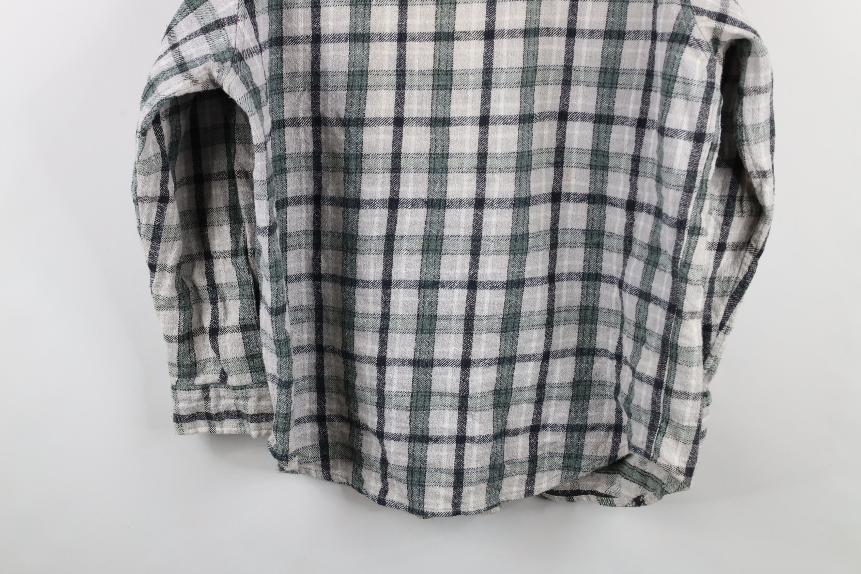 Vintage Vintage 90s Streetwear Heavyweight Button Shirt Plaid Size US L / EU 52-54 / 3 - 13 Thumbnail