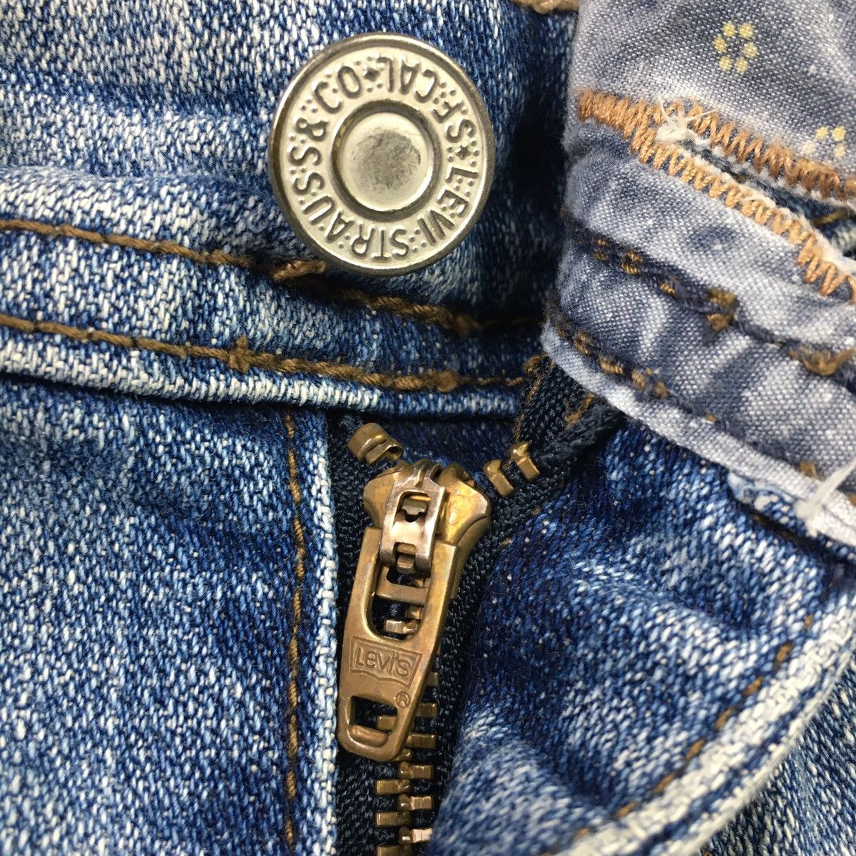 If Six Was Nine Levis 542 Low Flare Washed Blue Vintage Y2K Denim Size US 33 - 10 Thumbnail