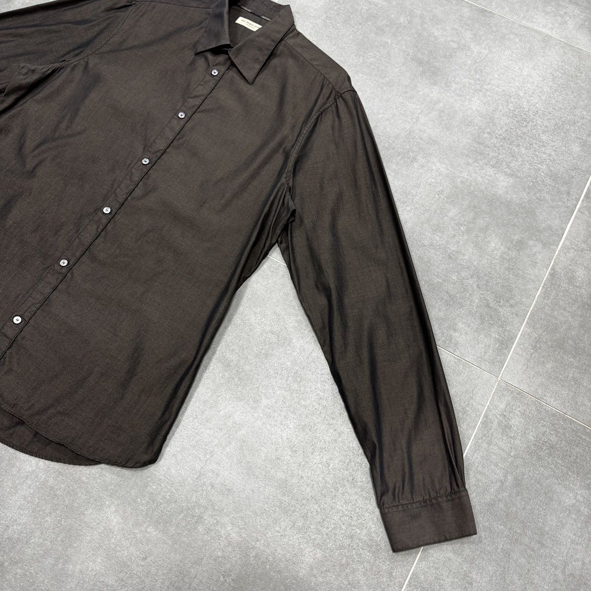Burberry Burberry London Brown Button Shirt Long Sleeve Size 16-41 Size US M / EU 48-50 / 2 - 5 Thumbnail