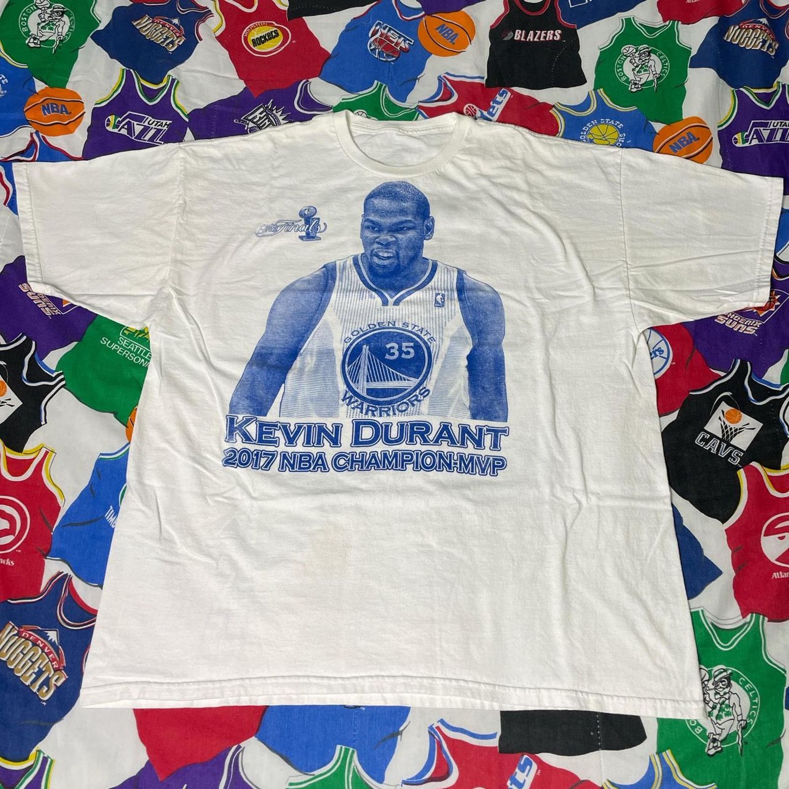 NBA 2017 NBA Kevin Durant Golden State Warriors Finals Tee Size US XL / EU 56 / 4 - 1 Thumbnail