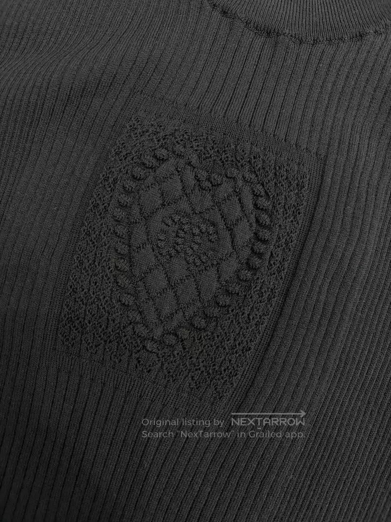 Chanel Chanel Black heart short sleeve Size XS / US 0-2 / IT 36-38 - 4 Thumbnail