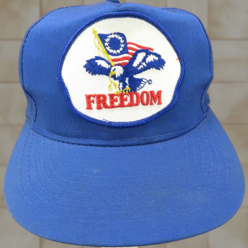 Vintage VINTAGE USA Freedom Eagle Flag Americana Pride Military Patch Snapback Hat Blue Size ONE SIZE - 1 Thumbnail