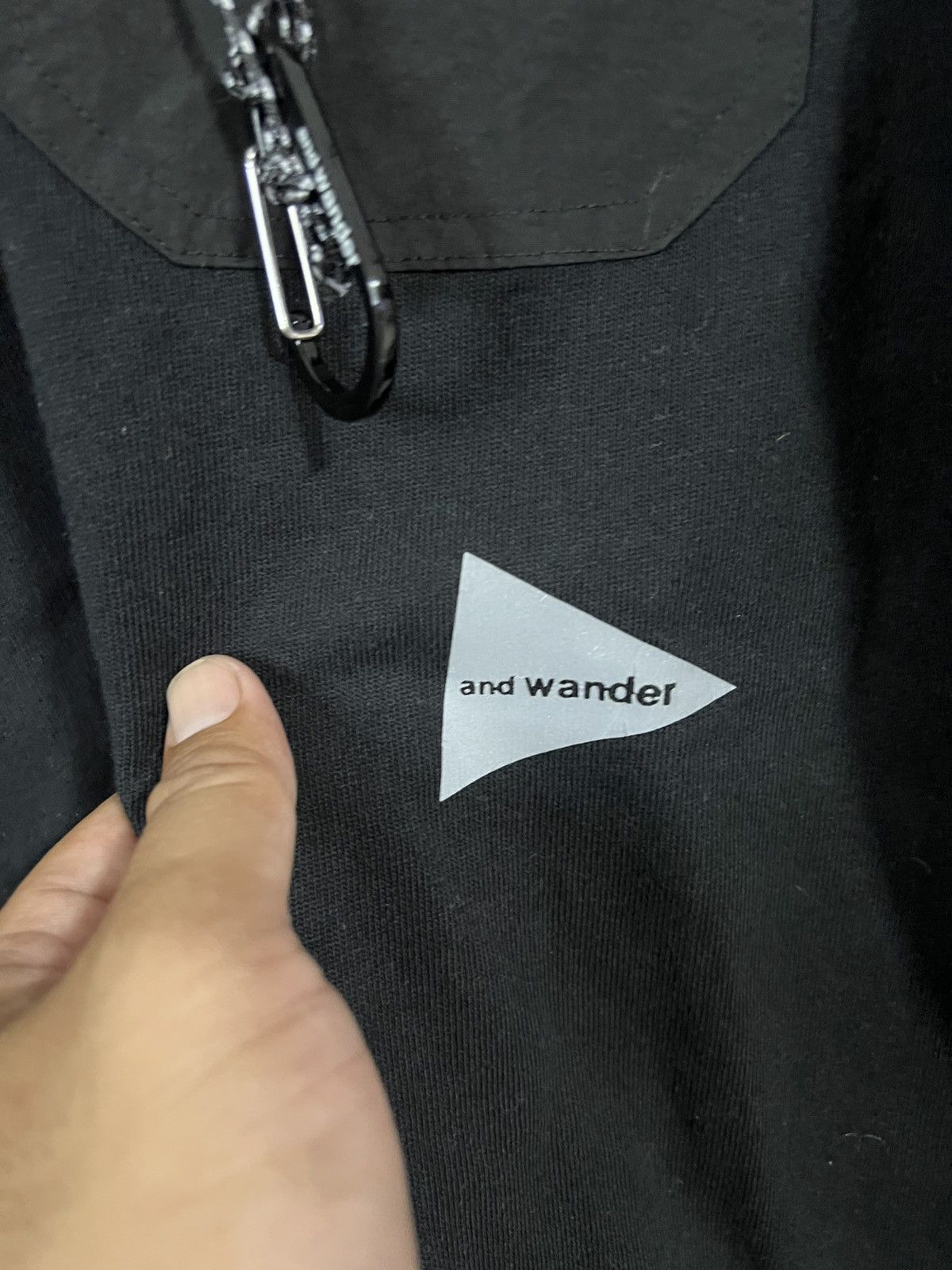 And Wander And wander heavy cotton long sleeve pocket t shirt Size US L / EU 52-54 / 3 - 2 Thumbnail