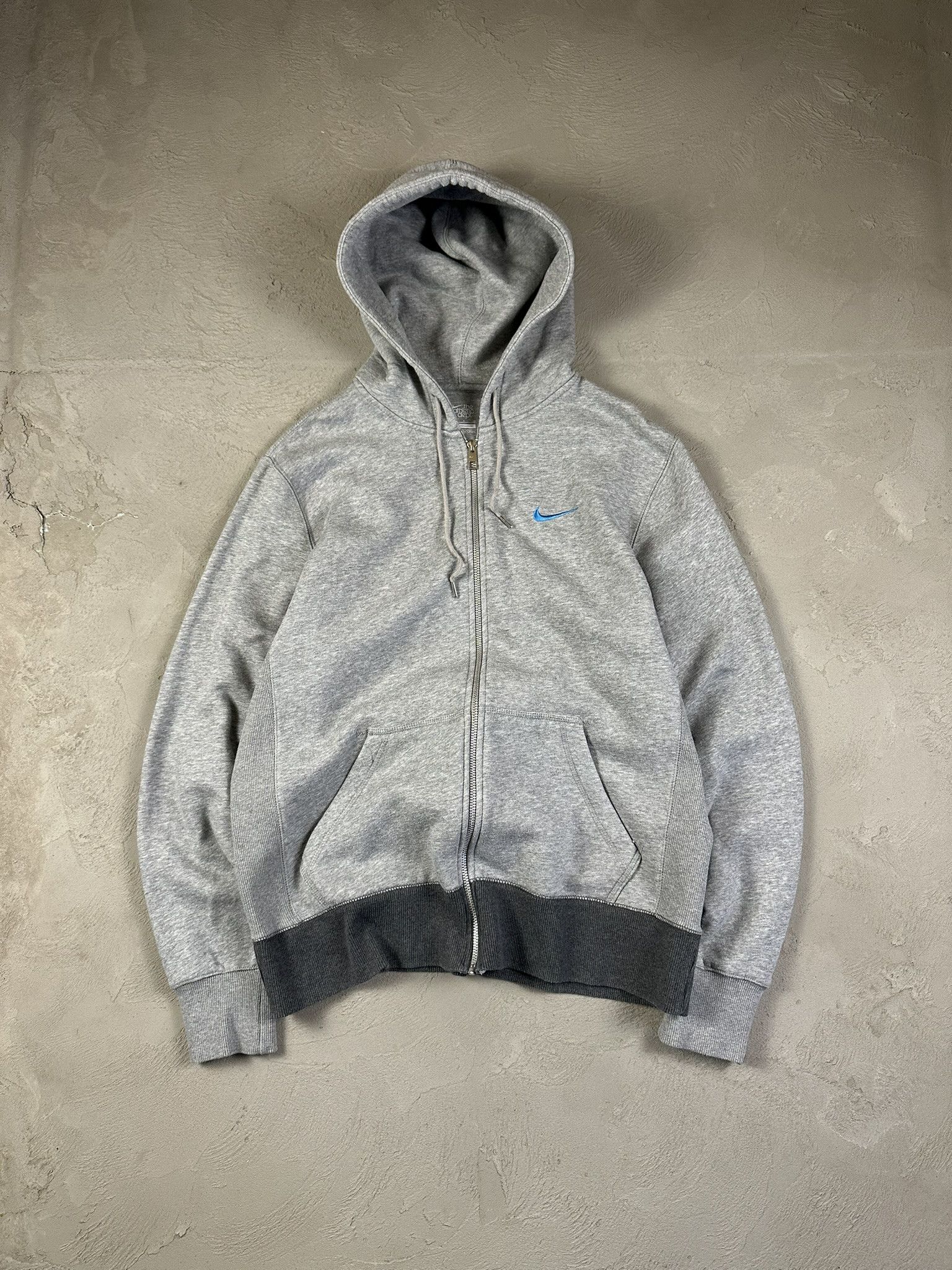 Nike Vintage Y2k Nike Swoosh Zip Basic Hoodie Size US L / EU 52-54 / 3 - 1 Thumbnail