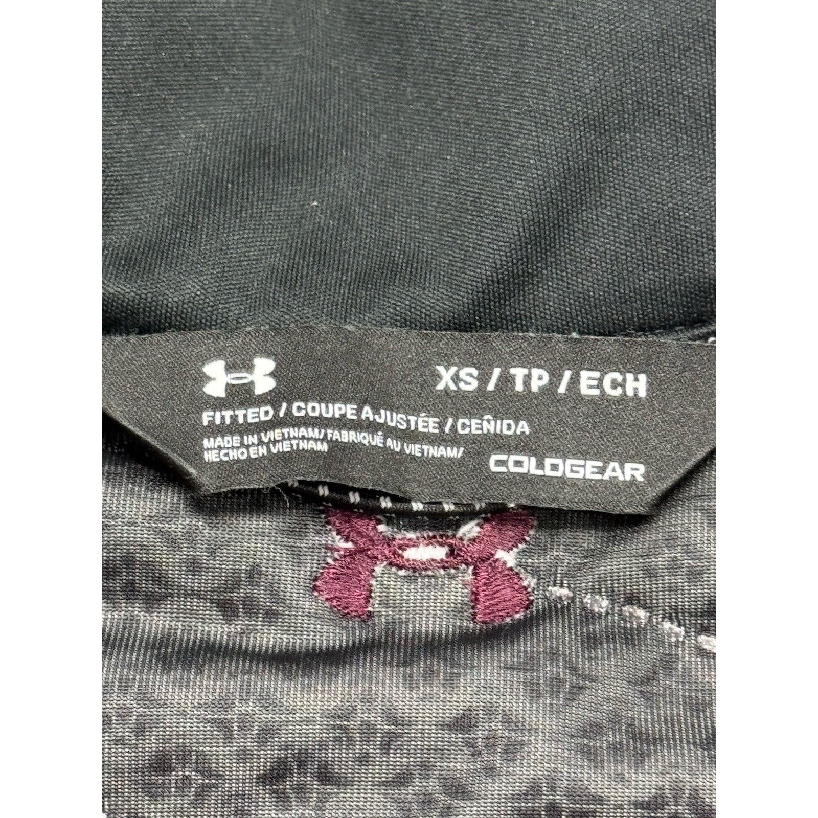Under Armour Under Armour Cold Gear Womens XS Semi Fitted Maroon Vest EUC Size XS / US 0-2 / IT 36-38 - 8 Thumbnail