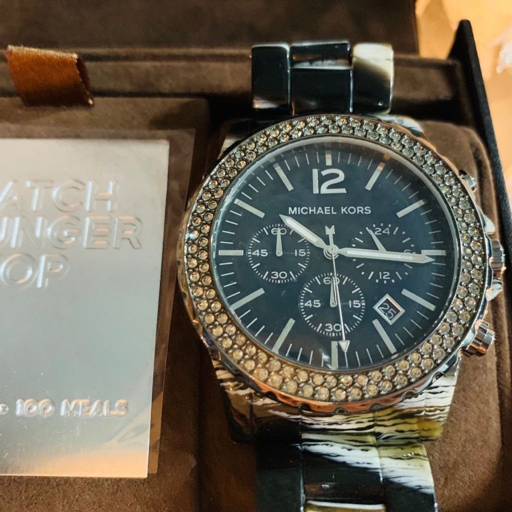 Michael Kors Michael Kors Black w brown Watch like new in box Size ONE SIZE - 3 Thumbnail