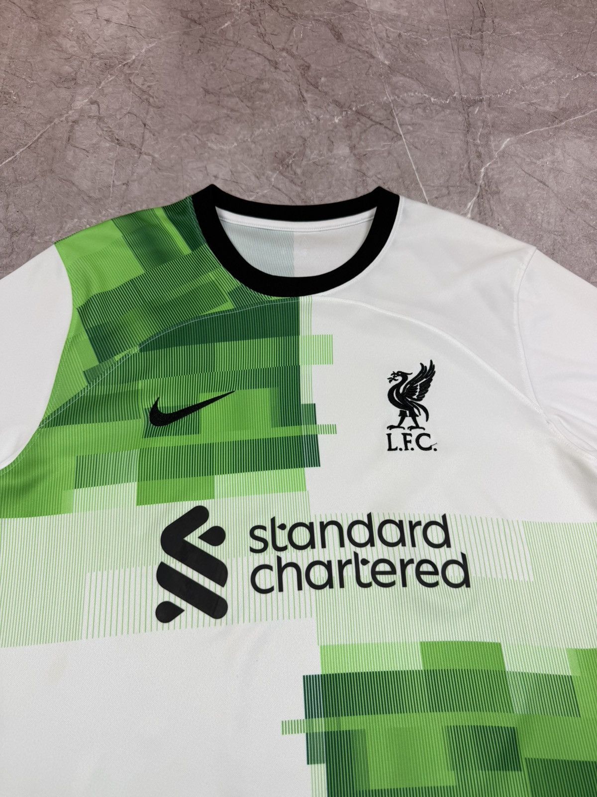 Nike Nike Liverpool Home Shirt Football jersey Size US L / EU 52-54 / 3 - 4 Thumbnail