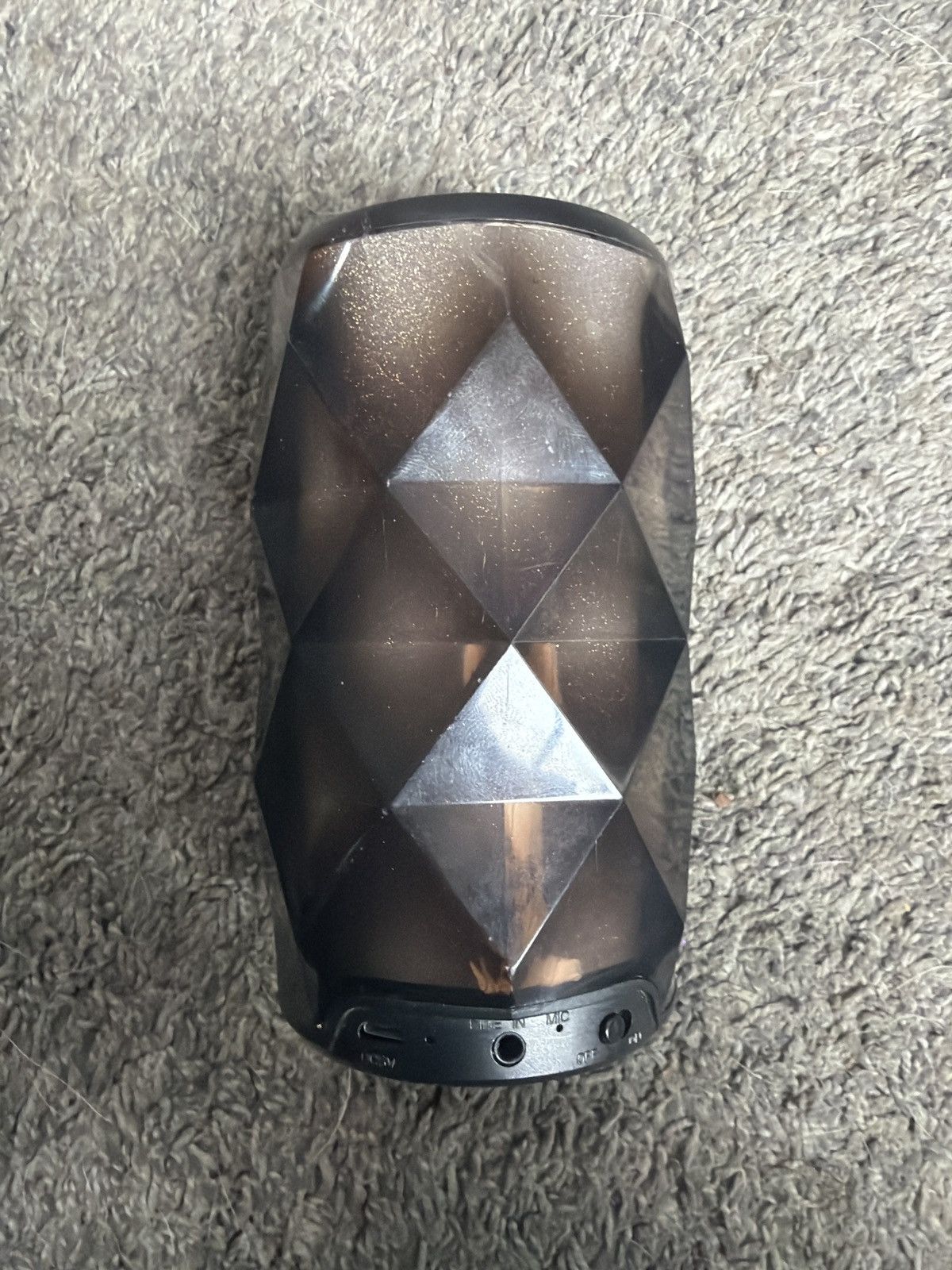 Hypebeast 2021 Sylvania Color Changing Bluetooth Diamond Speaker Size ONE SIZE - 2 Thumbnail