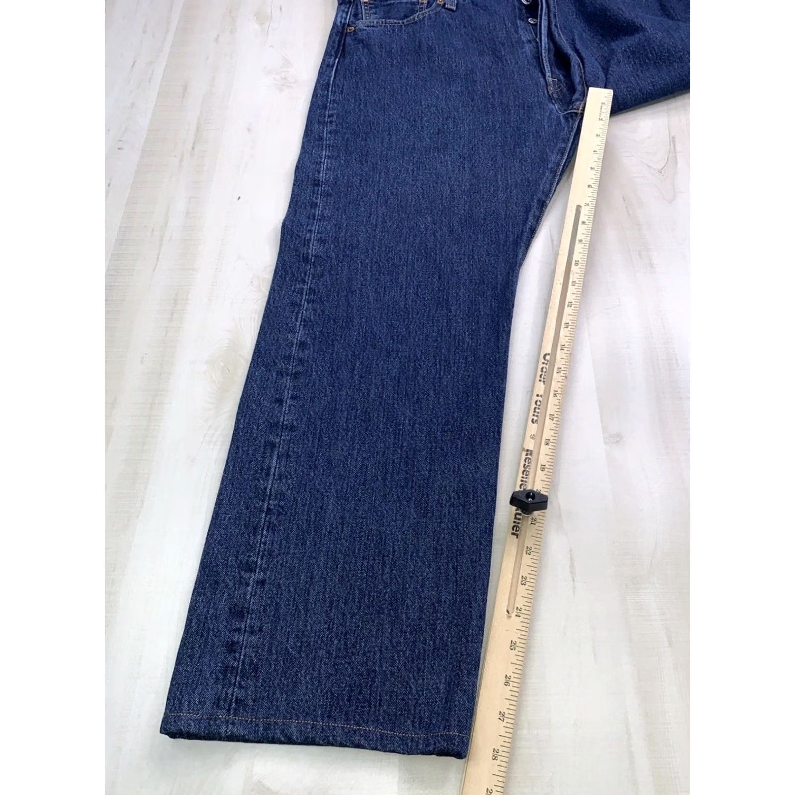 Levi's VINTAGE Levi’s 501 Straight Jeans Mens Denim Blue Button Fly 36x29 Medium Wash 90s USA" Size US 36 / EU 52 - 7 Thumbnail