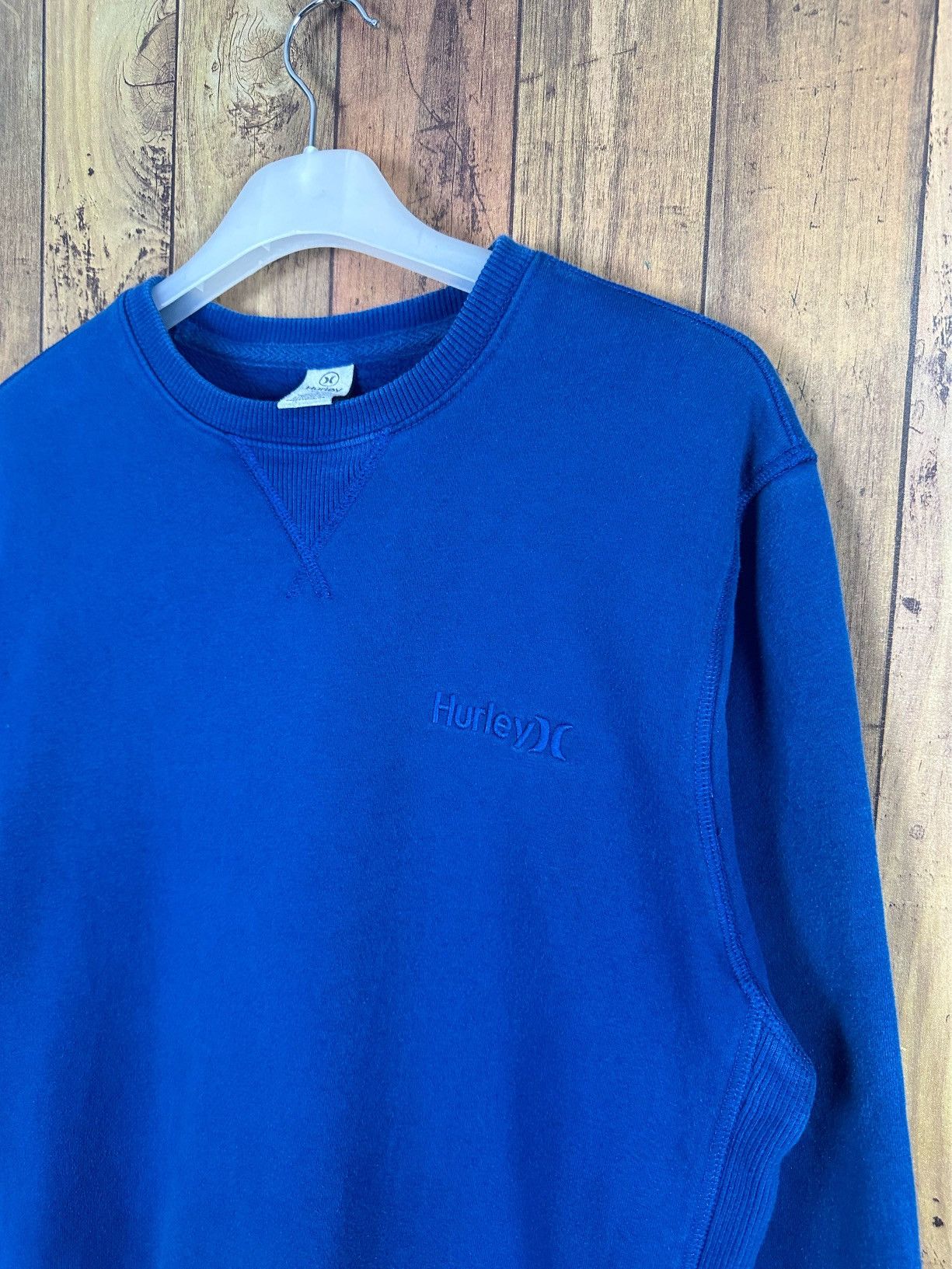 Hurley × Vintage Vintage Hurley Plain Faded Crewneck Sweatshirt A301 Size US S / EU 44-46 / 1 - 3 Thumbnail