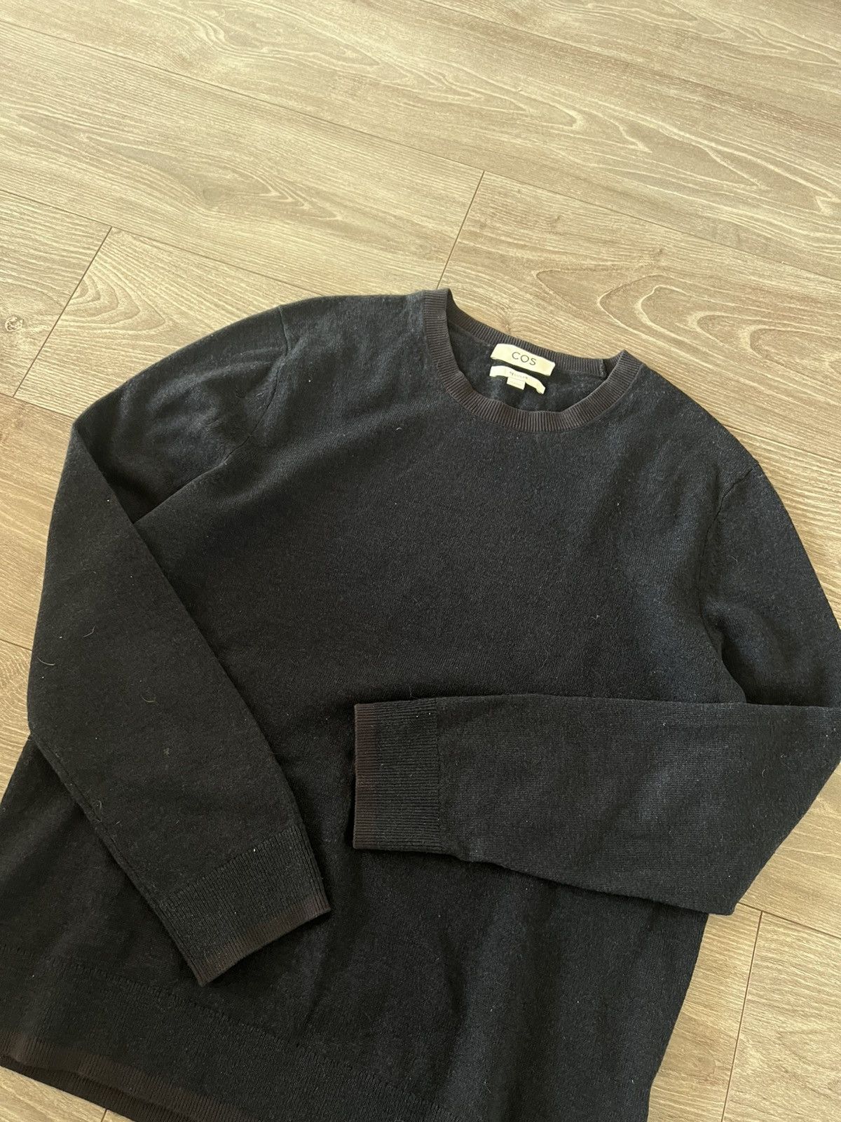 Cos Old Money Style COS Wool Yak Casual Knit Sweater‼️ Size US L / EU 52-54 / 3 - 7 Thumbnail