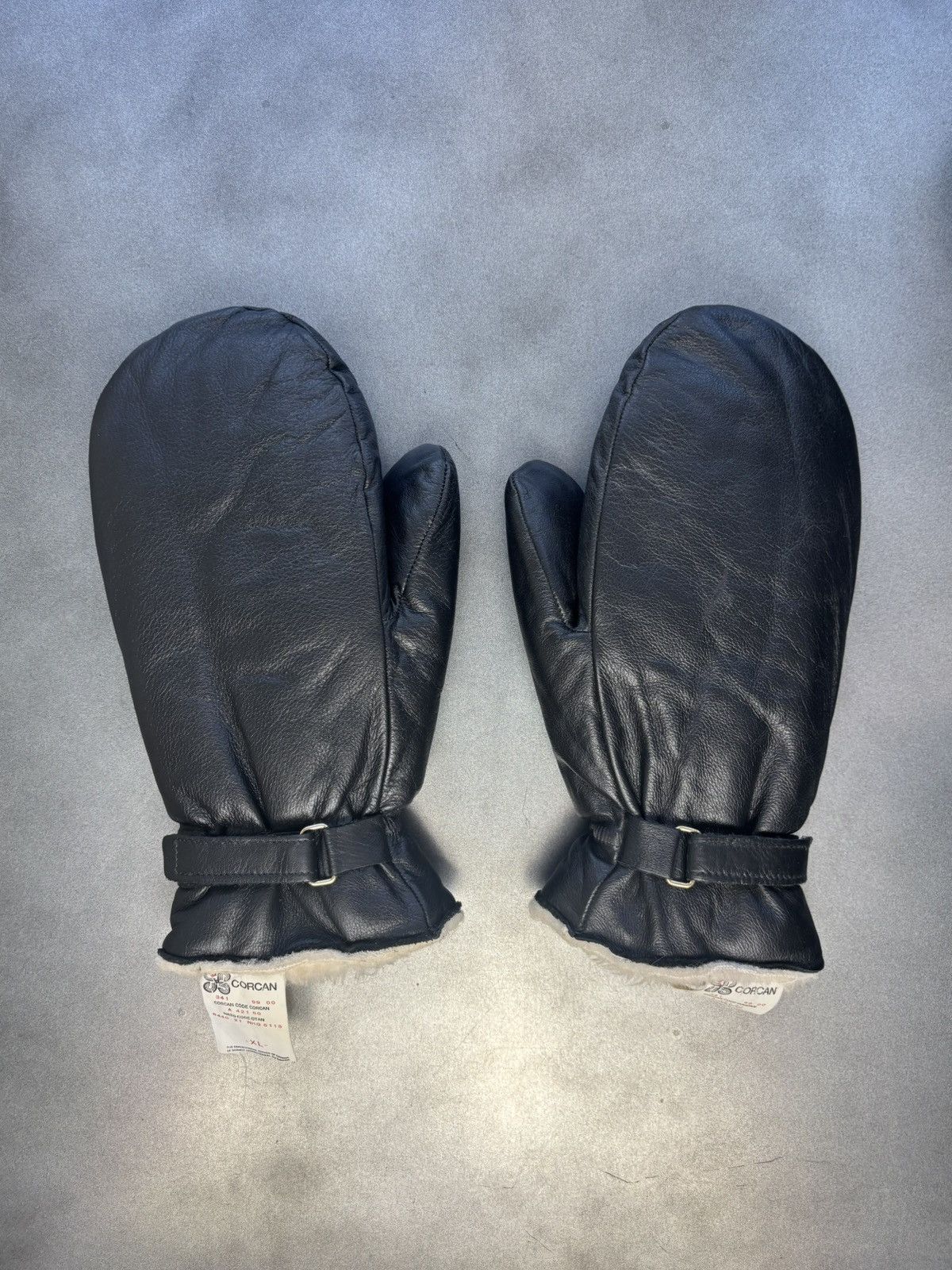 Vintage 1980s Prison Guard Mittens Vintage Shearling Mitts Leather Size ONE SIZE - 15 Thumbnail