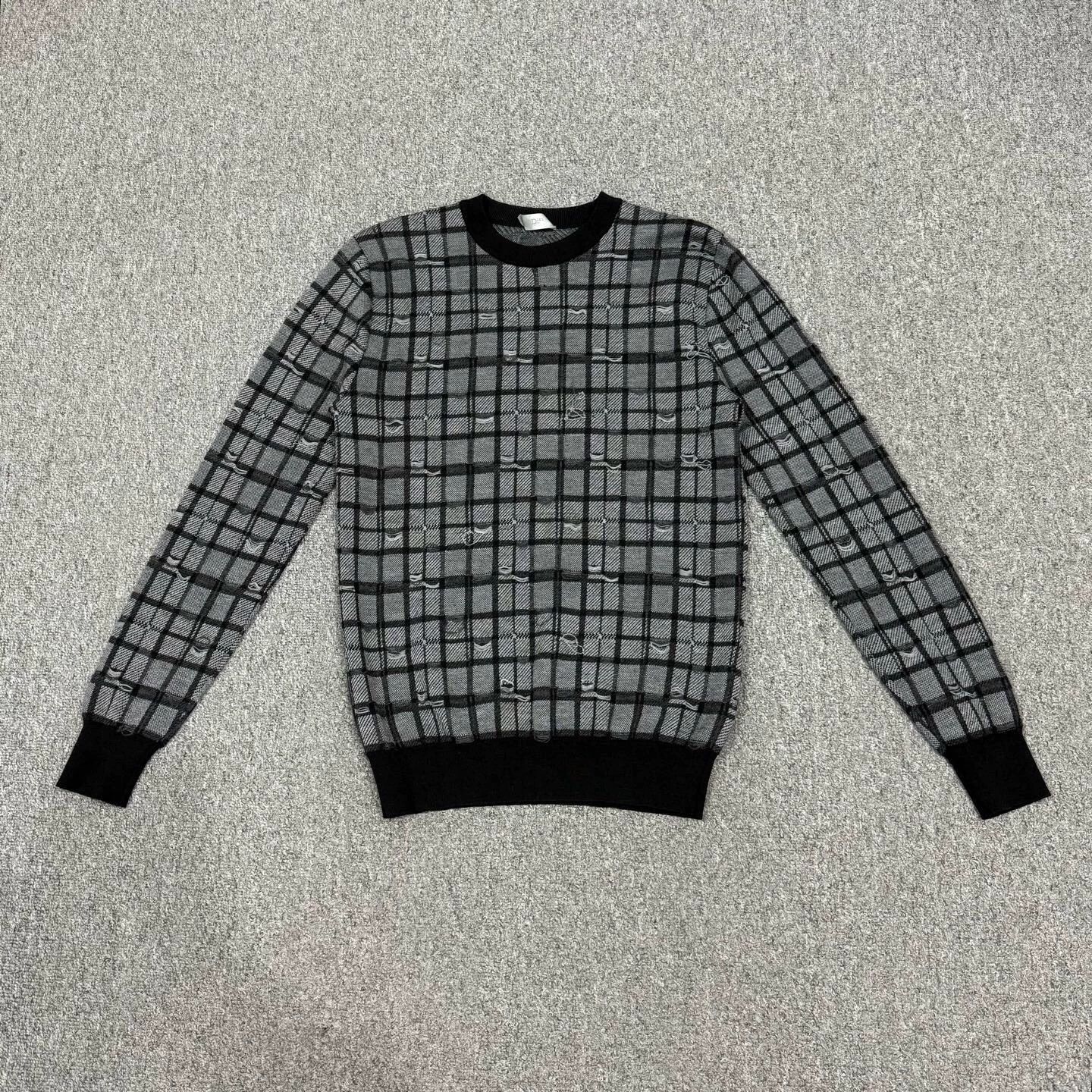 Dior Dior Grey Plaid Wool Crewneck Sweater XS Size XS / US 0-2 / IT 36-38 - 1 Thumbnail