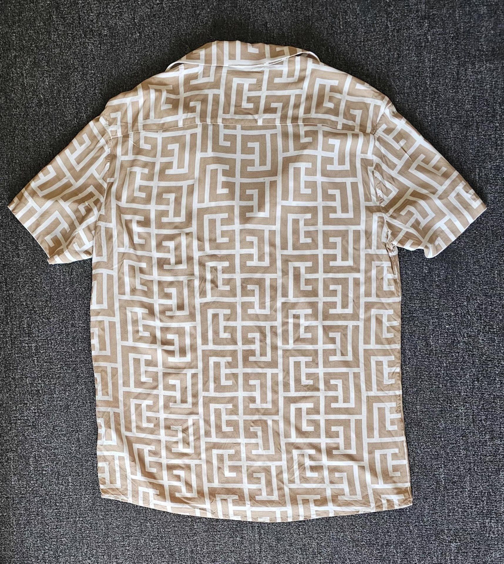 Balmain Balmain Short Sleeve Shirt / T-shirt, Size US L / EU 52-54 / 3 - 3 Thumbnail