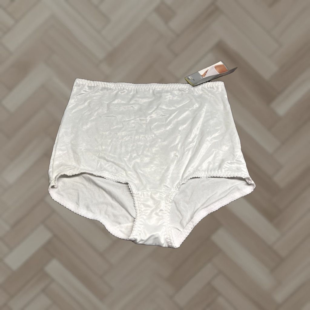 Hanes Collection Shaping Brief White Satin Full Coverage 3Xl NWT Nylon Plus Size Panty, Women's