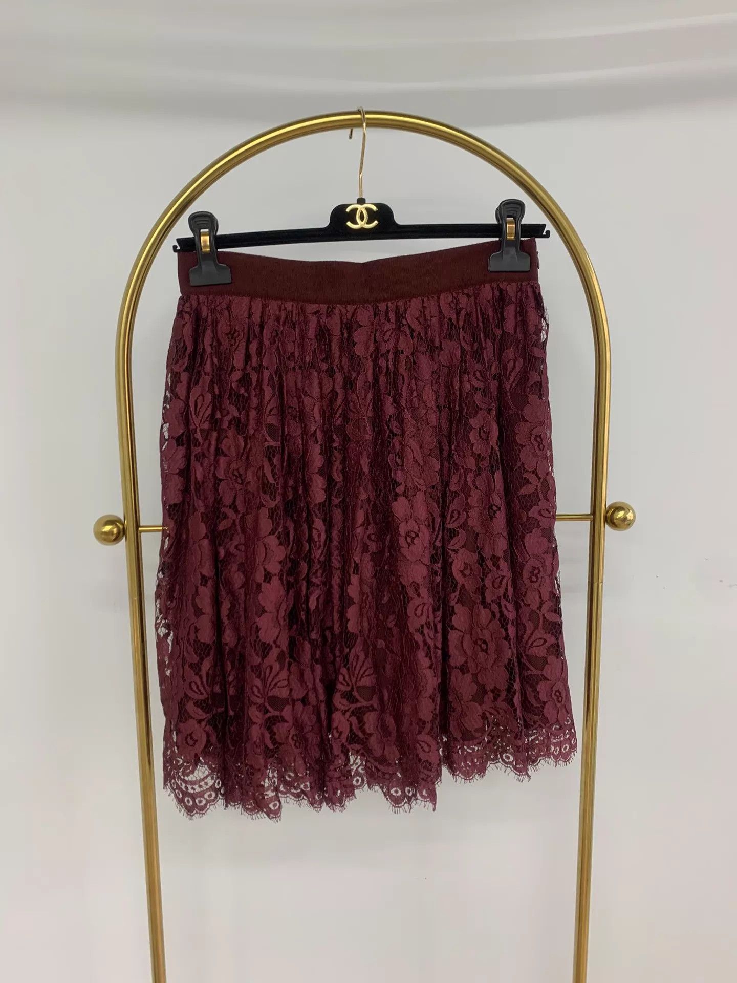 Dolce & Gabbana Dolce&Gabbana Red Lace Skirt Size 42 New Size 28" / US 6 / IT 42 - 1 Thumbnail